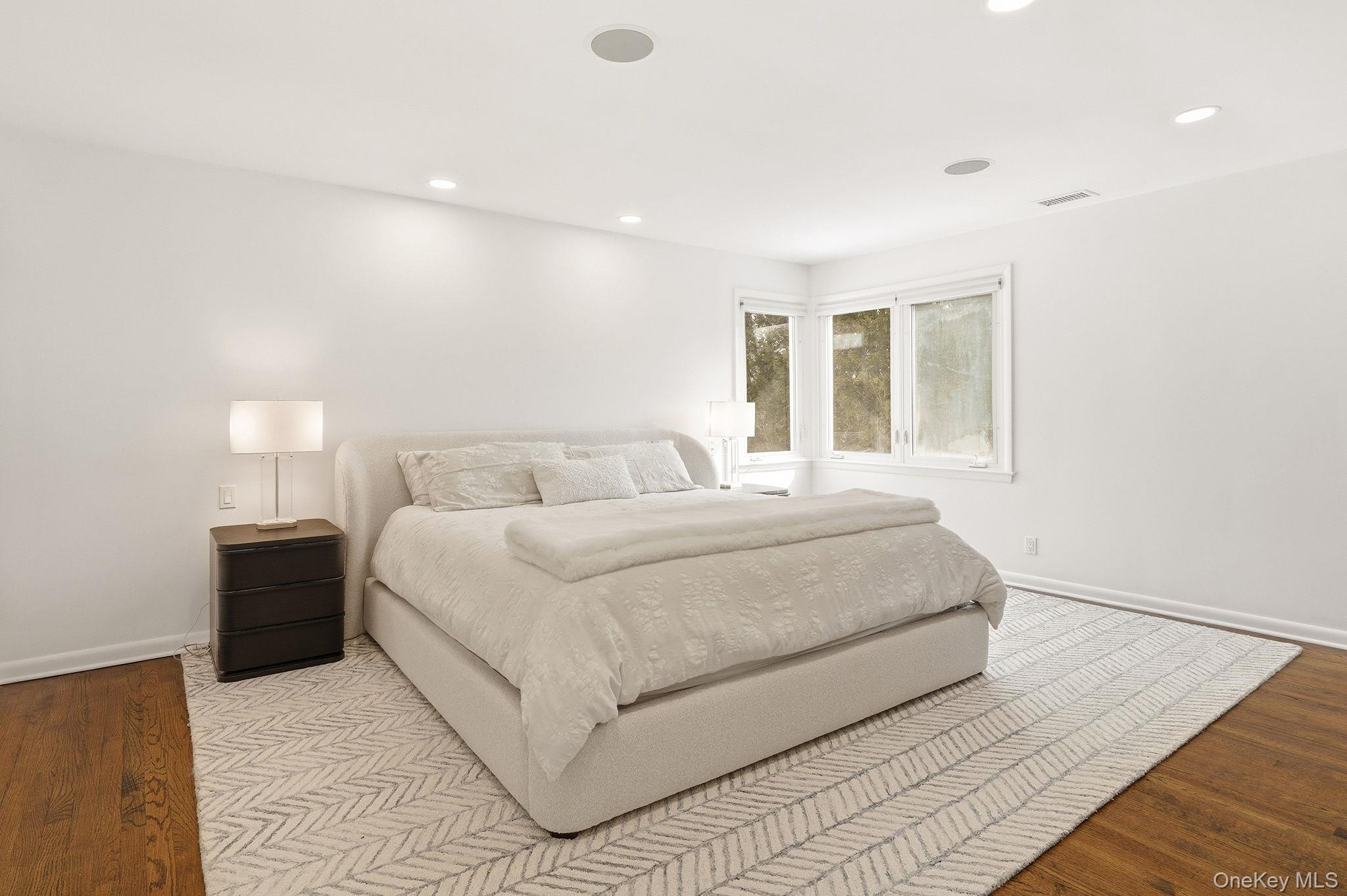 #13 photo, 201 Dorchester Road, Scarsdale , NY 10583