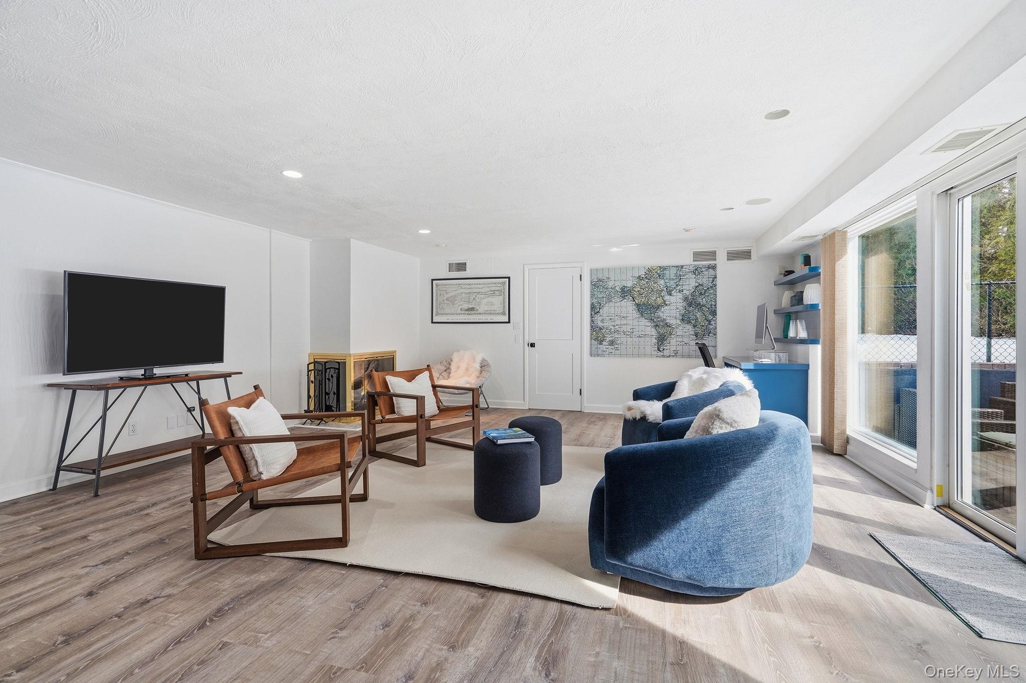 #19 photo, 201 Dorchester Road, Scarsdale , NY 10583