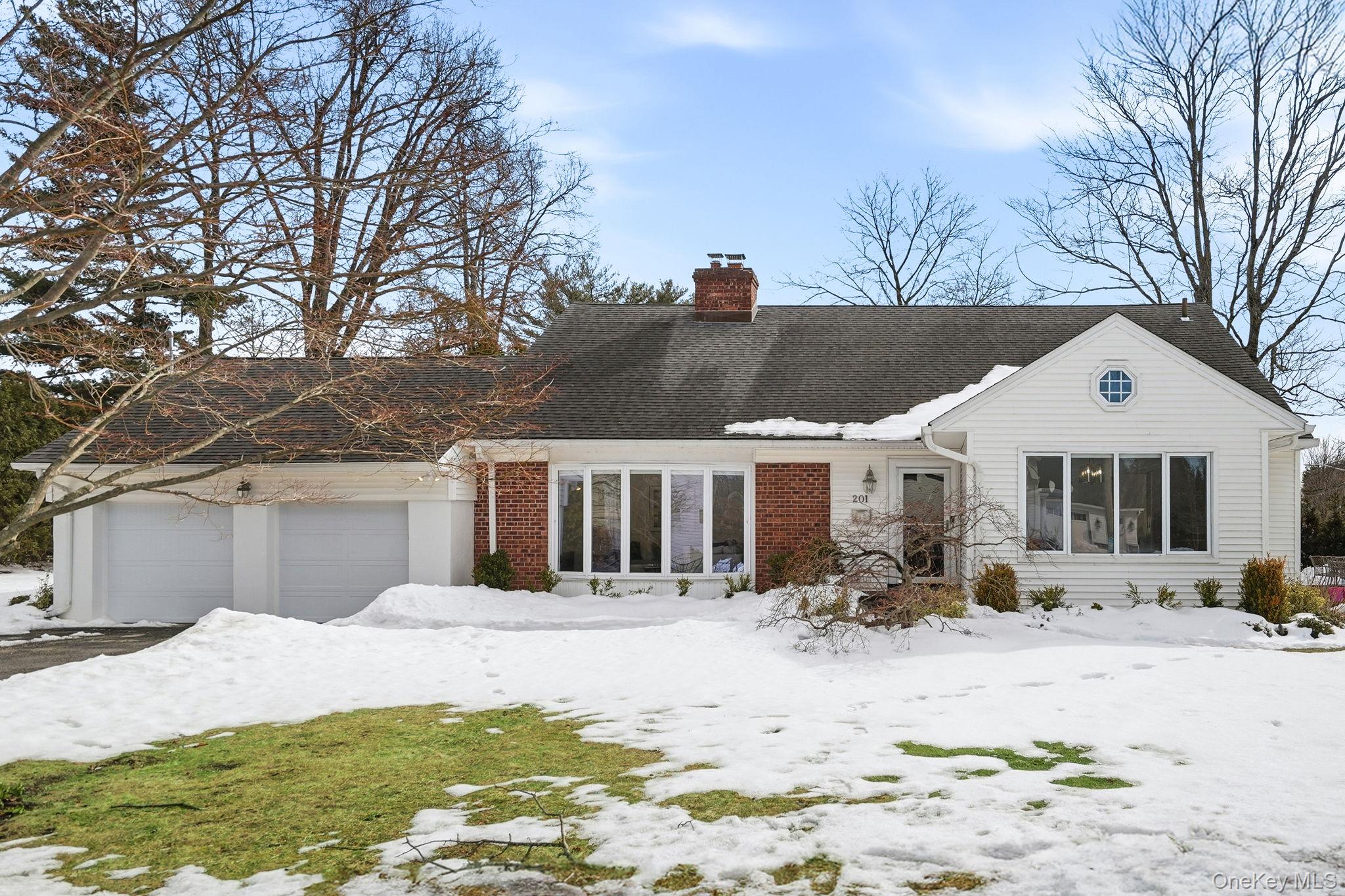 #2 photo, 201 Dorchester Road, Scarsdale , NY 10583