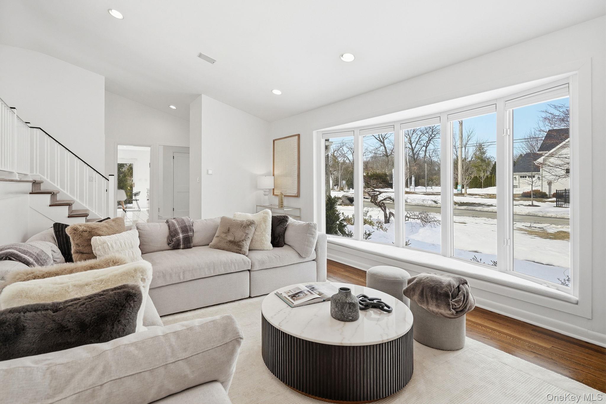 #5 photo, 201 Dorchester Road, Scarsdale , NY 10583