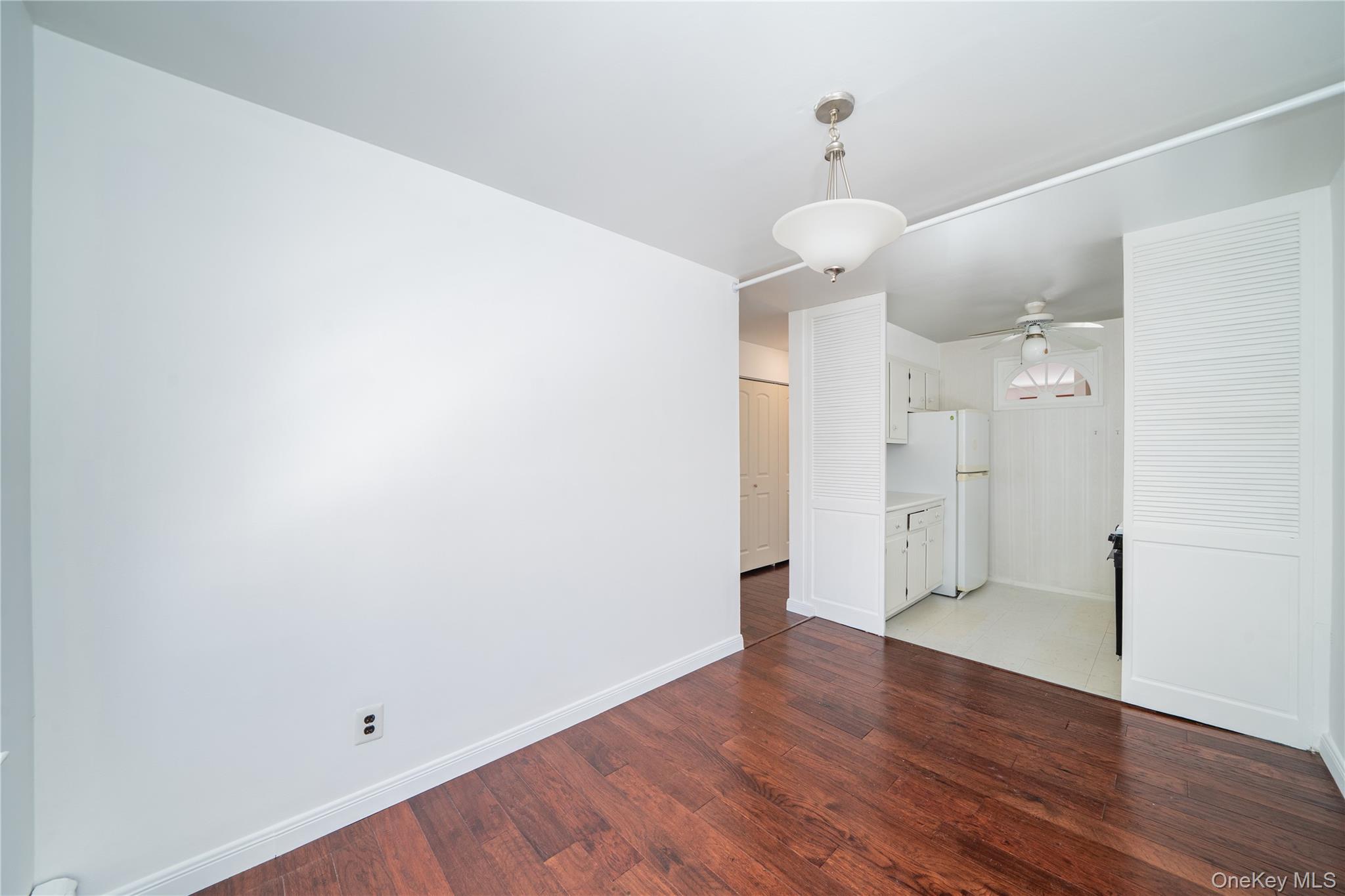 #7 photo, 172 Lawrence Park Terrace, 브롱크스 Bronxville , NY 10708