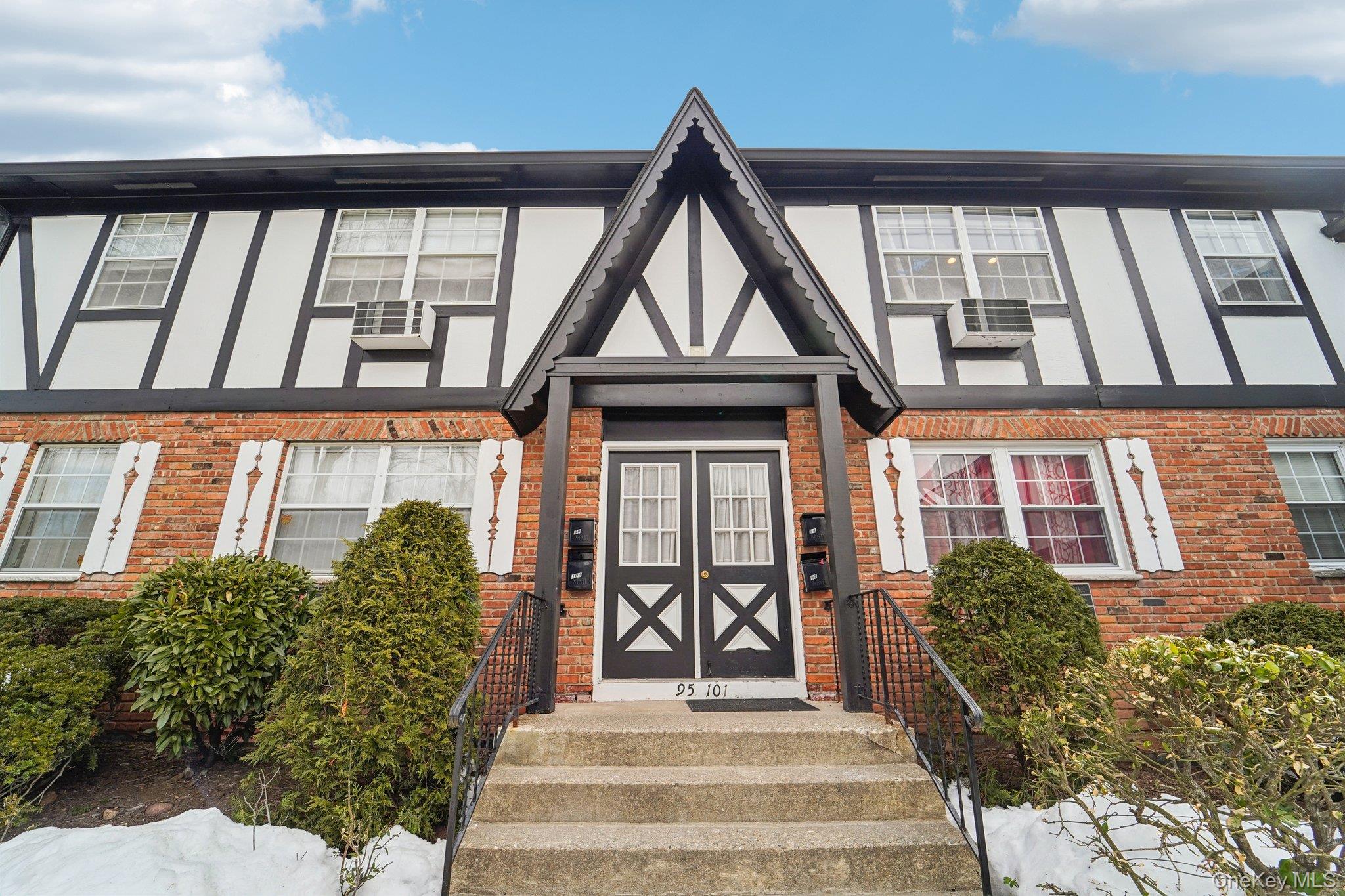 #1 photo, 101 Parkside, Suffern , NY 10901