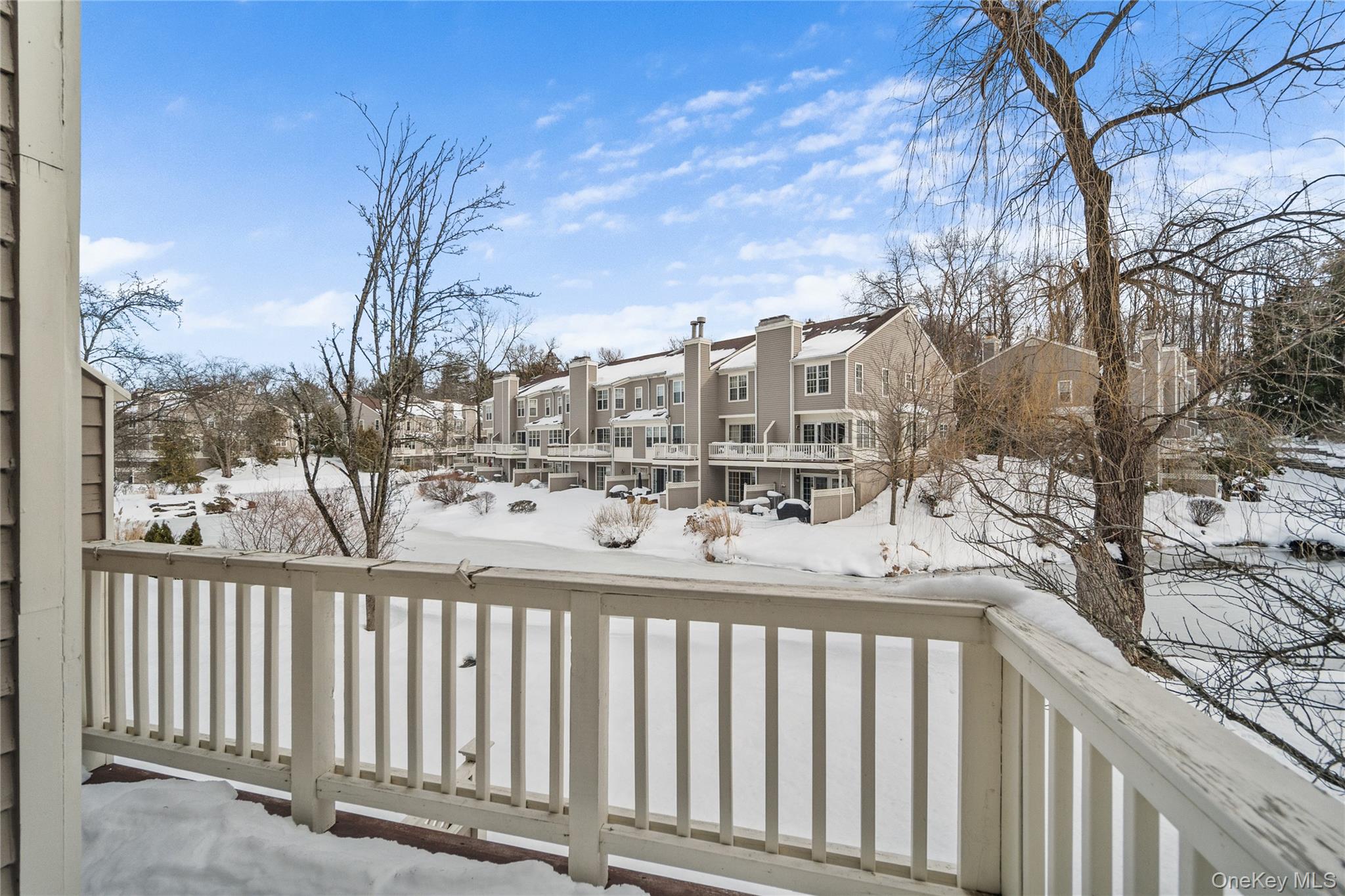 #12 photo, 302 Pondside Drive, White Plains , NY 10607