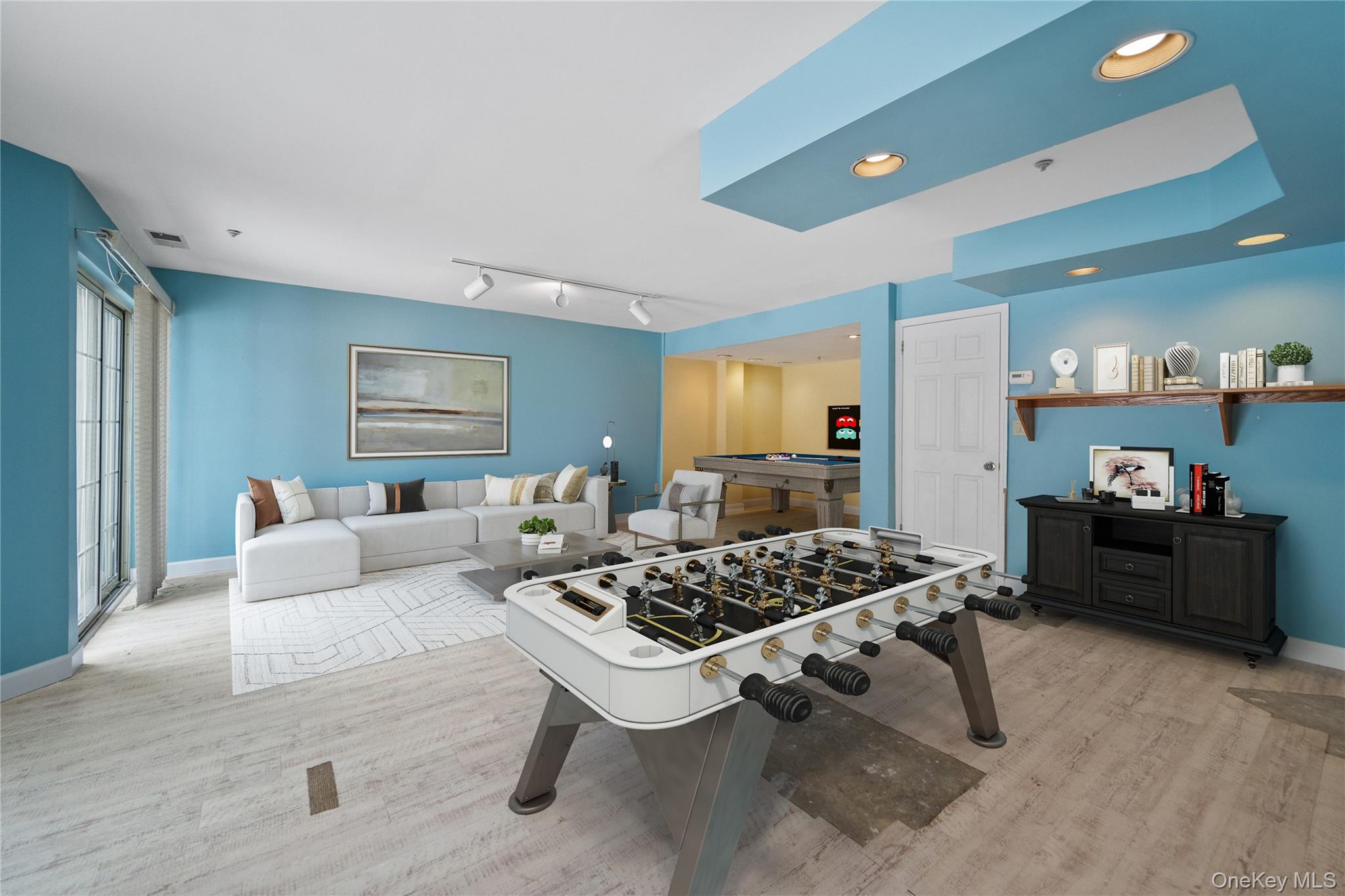 #8 photo, 302 Pondside Drive, White Plains , NY 10607