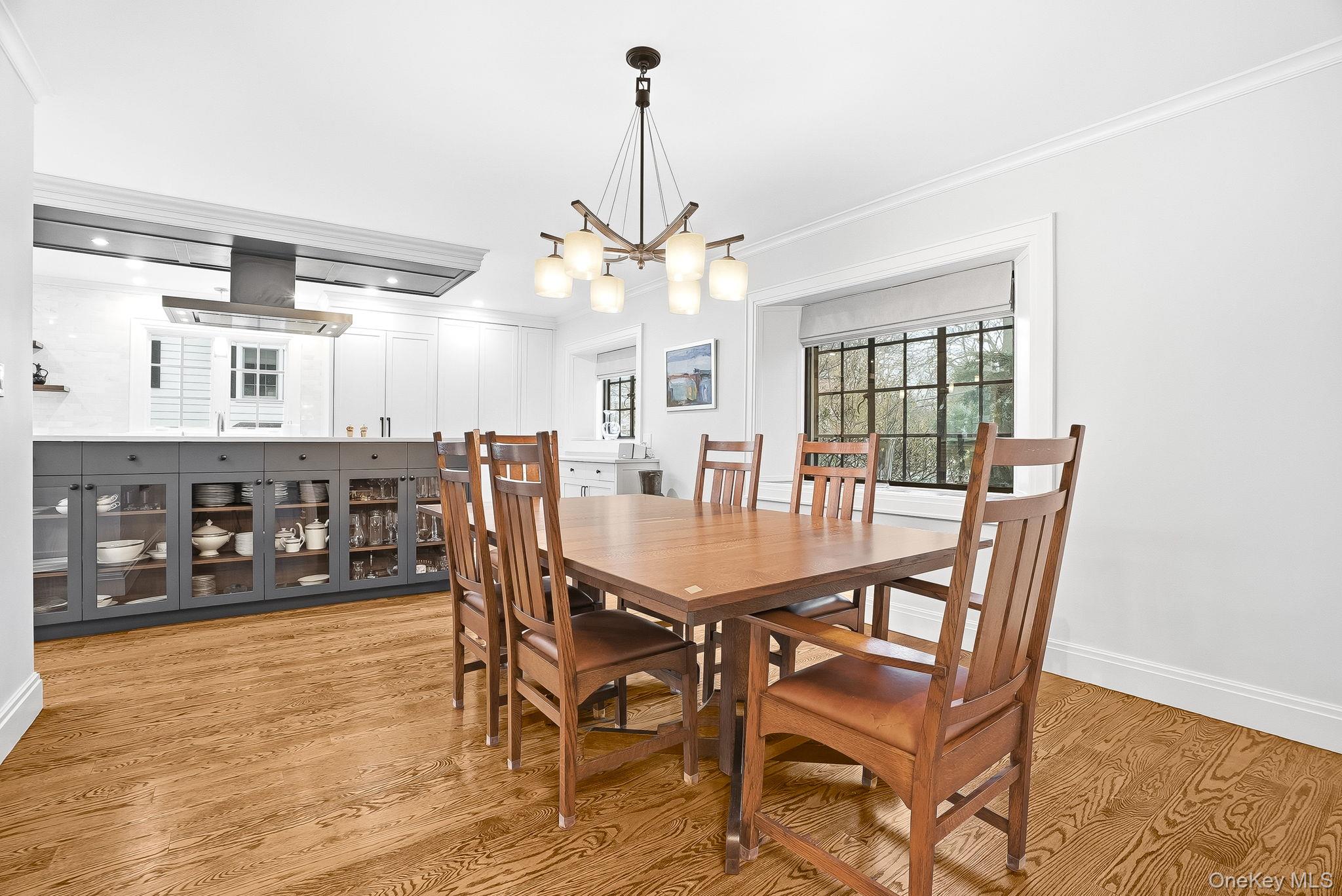 #7 photo, 65 Howell Avenue, Larchmont , NY 10538