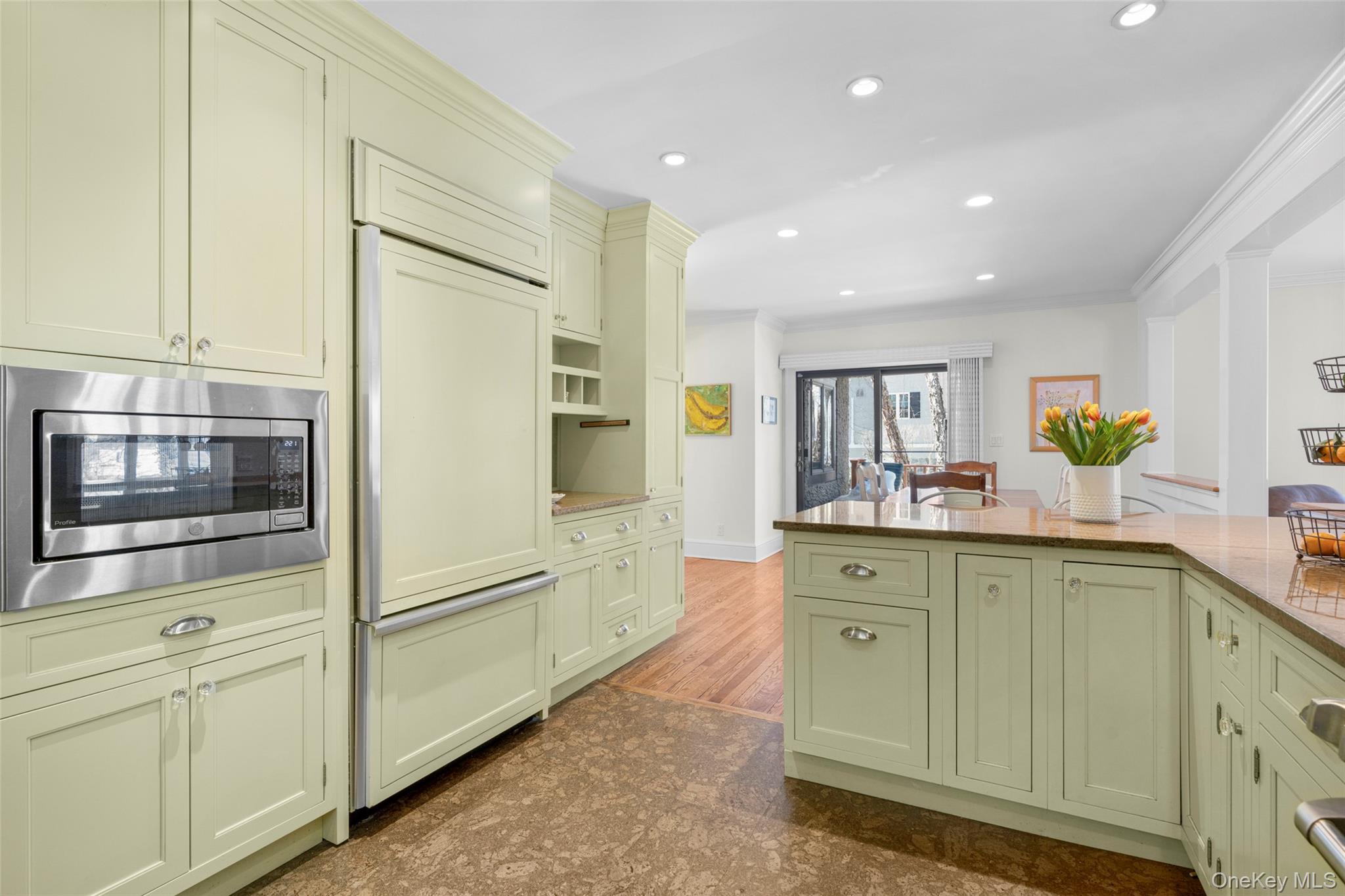 #13 photo, 7 Poplar Road, 뉴욕주 Larchmont , NY 10538