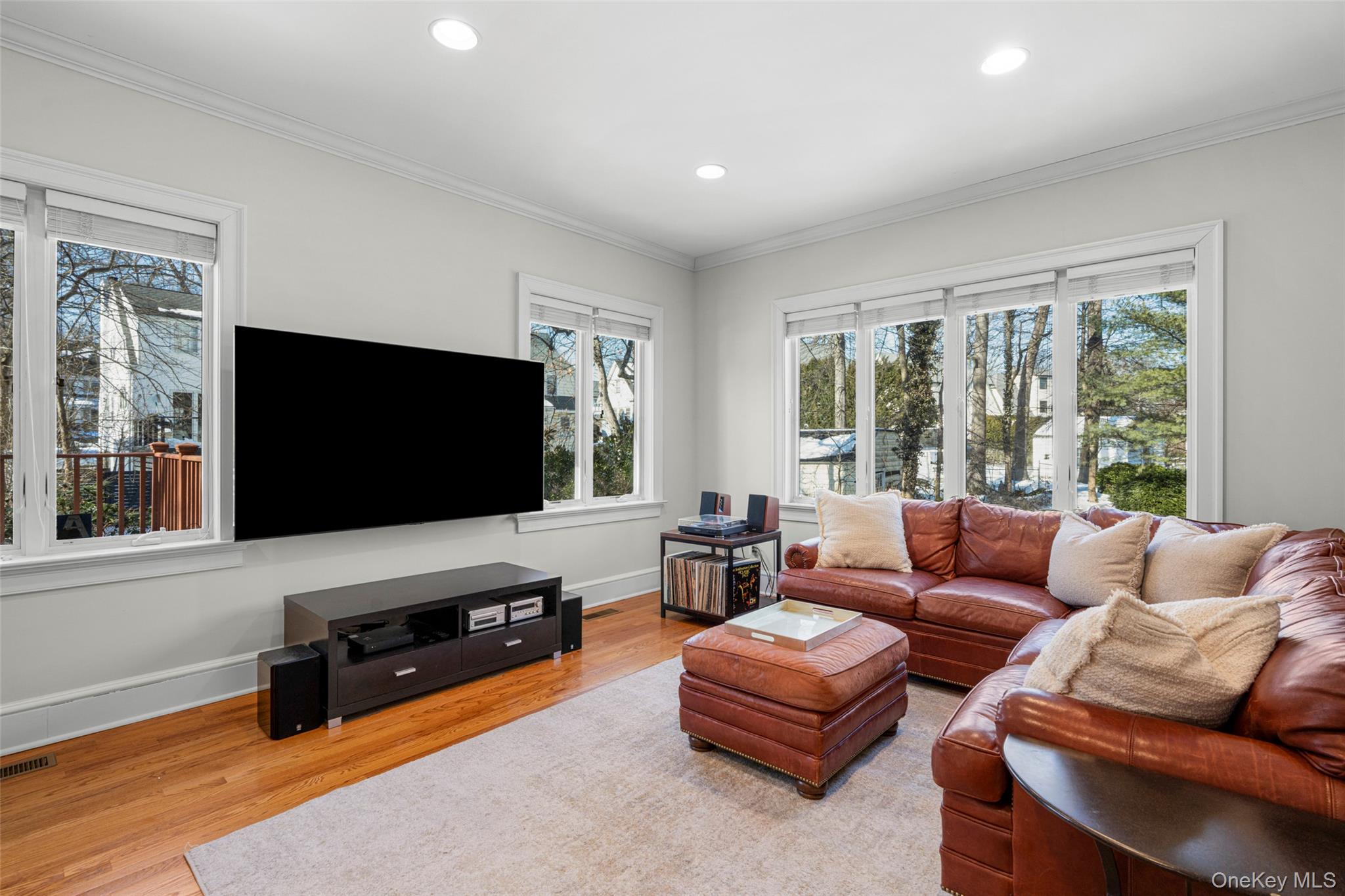 #16 photo, 7 Poplar Road, 뉴욕주 Larchmont , NY 10538