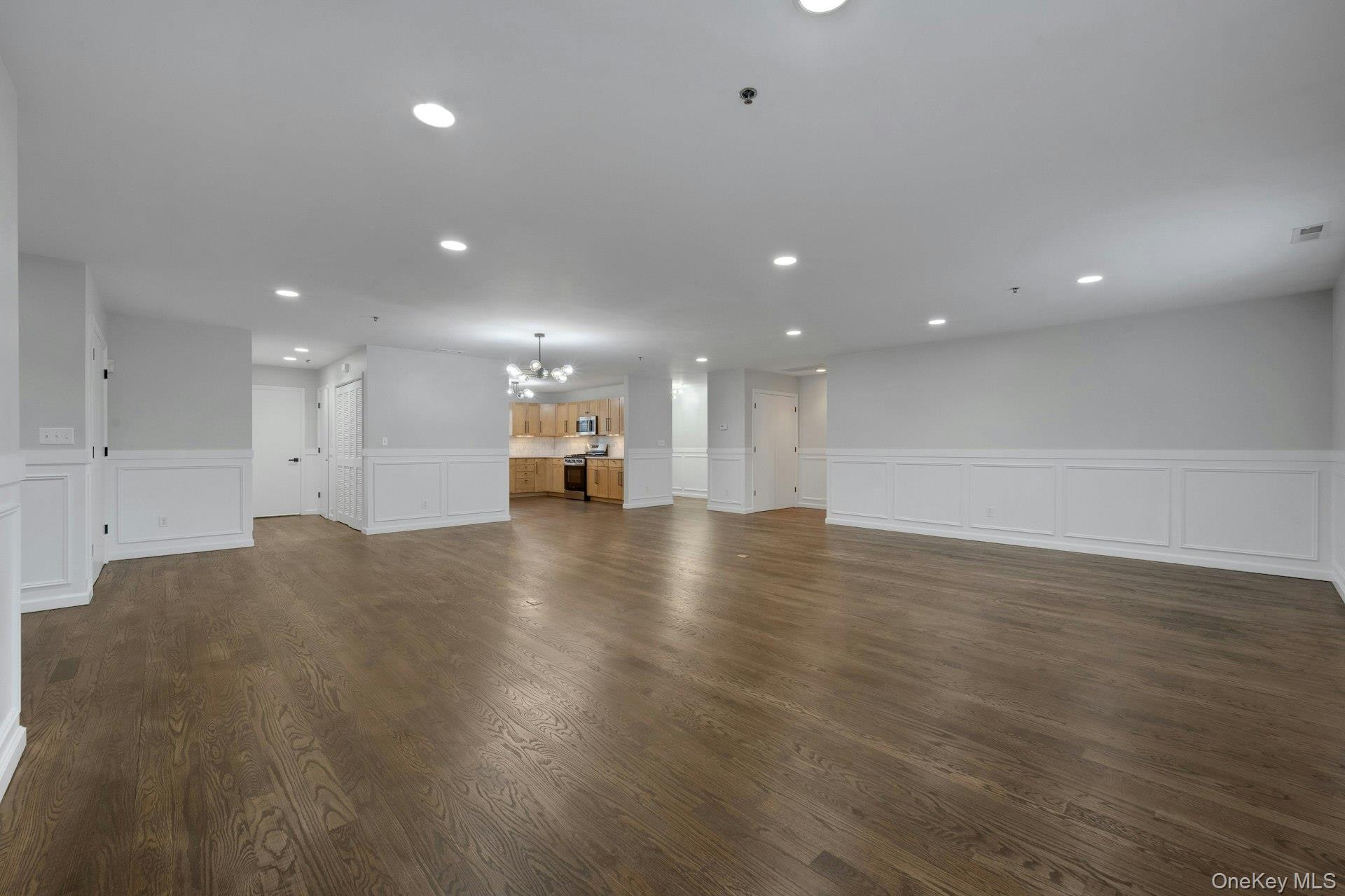 #11 photo, 115 Halstead Avenue, 纽约州 Harrison , NY 10528