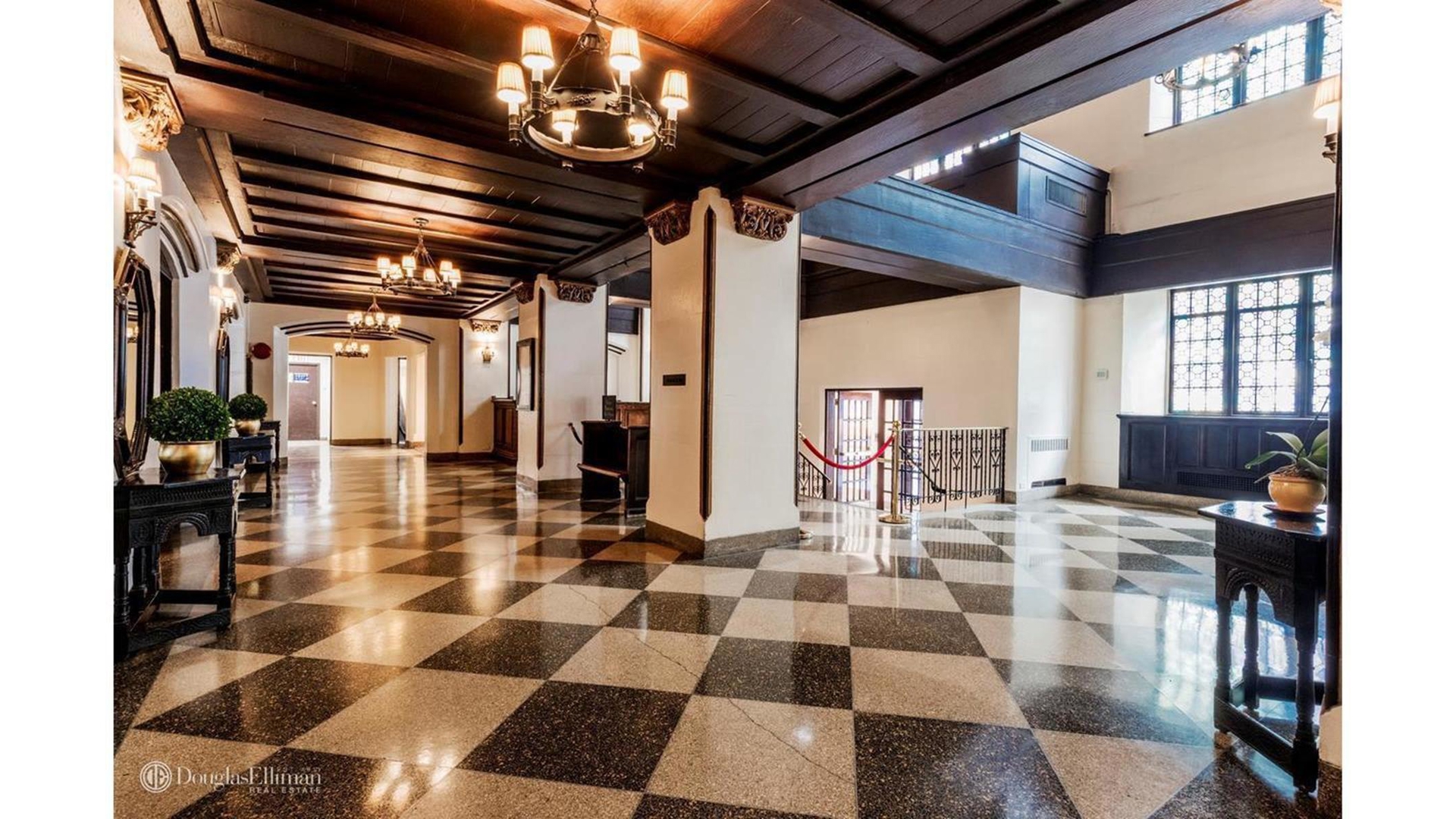 #12 photo, 320 E 42ND Street, Манхэттен ‖ Murray Hill , NY 10017