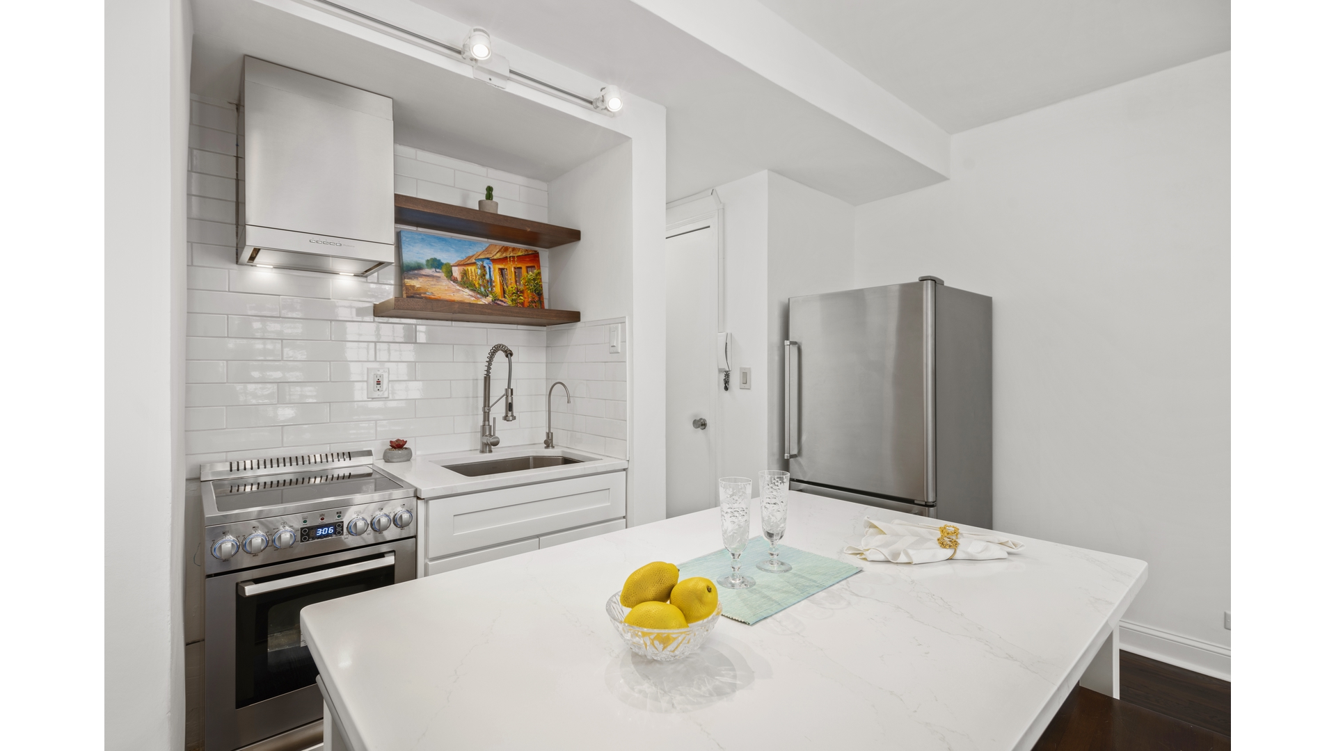 #7 photo, 320 E 42ND Street, Манхэттен ‖ Murray Hill , NY 10017