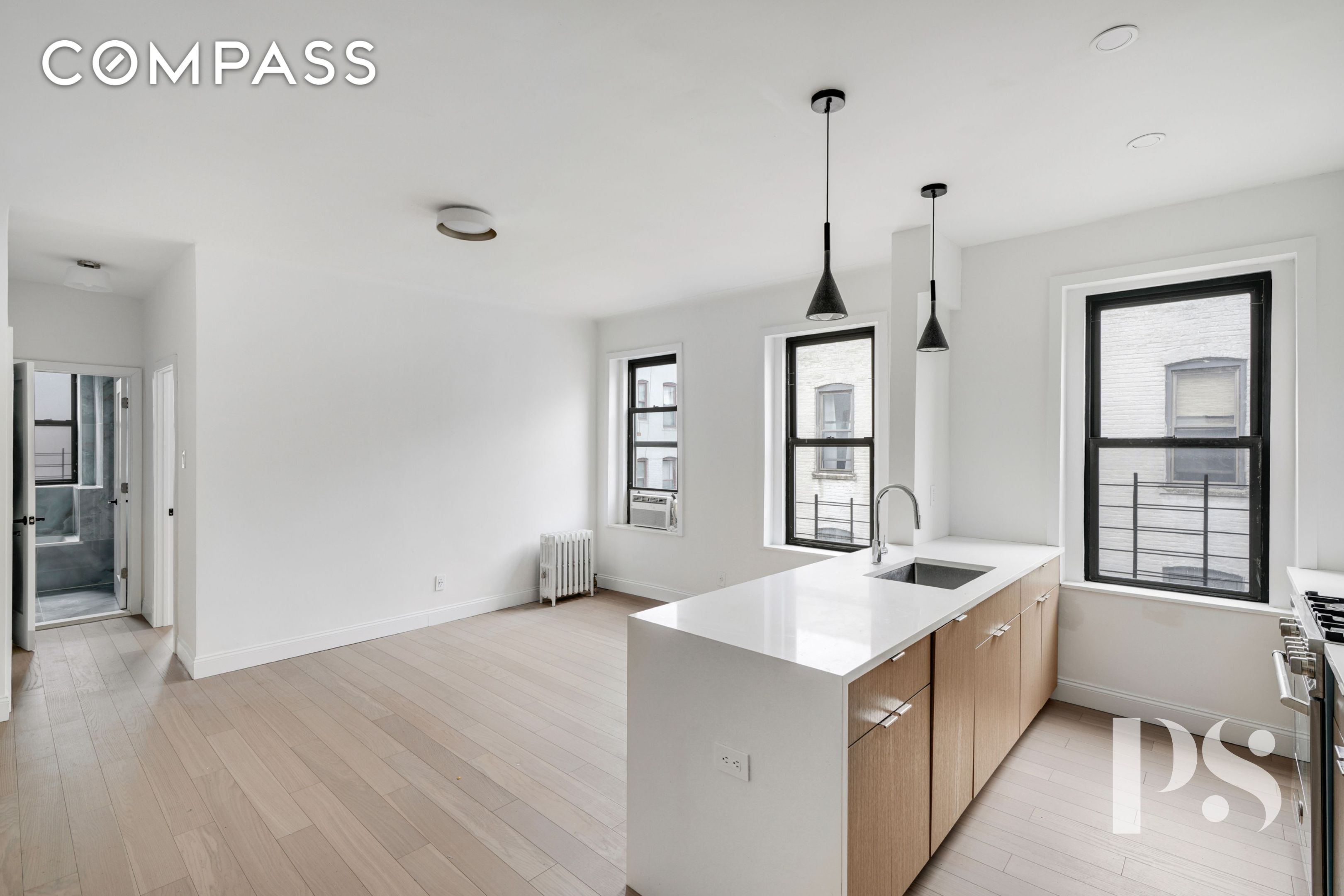 #3 photo, 24-51 38th Street, Куинс ‖ Astoria , NY 11103