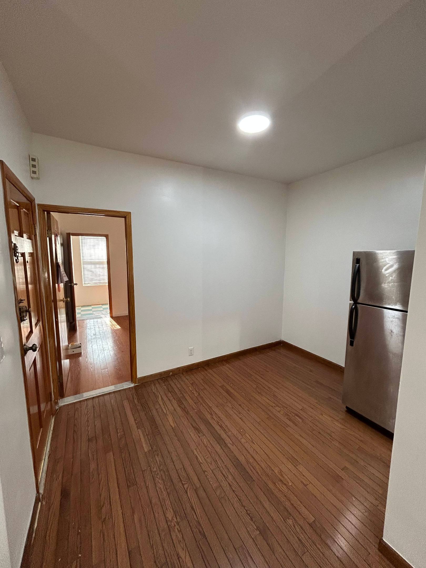 #8 photo, 839 53rd Street, הברונקס Sunset Park , NY 11220