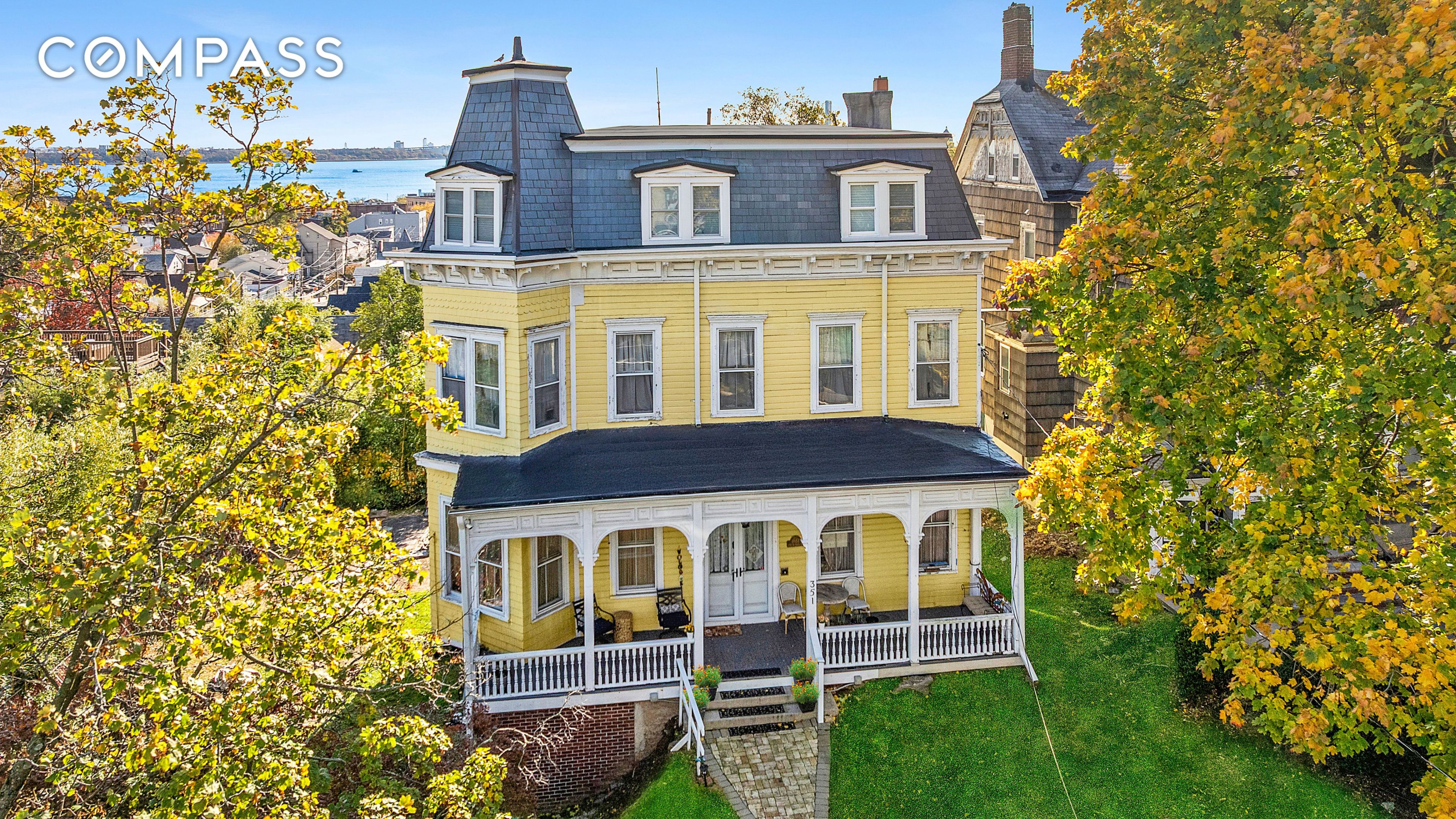 #1 photo, 351 St Pauls Avenue, 스태튼 섬 New York City , NY 10304