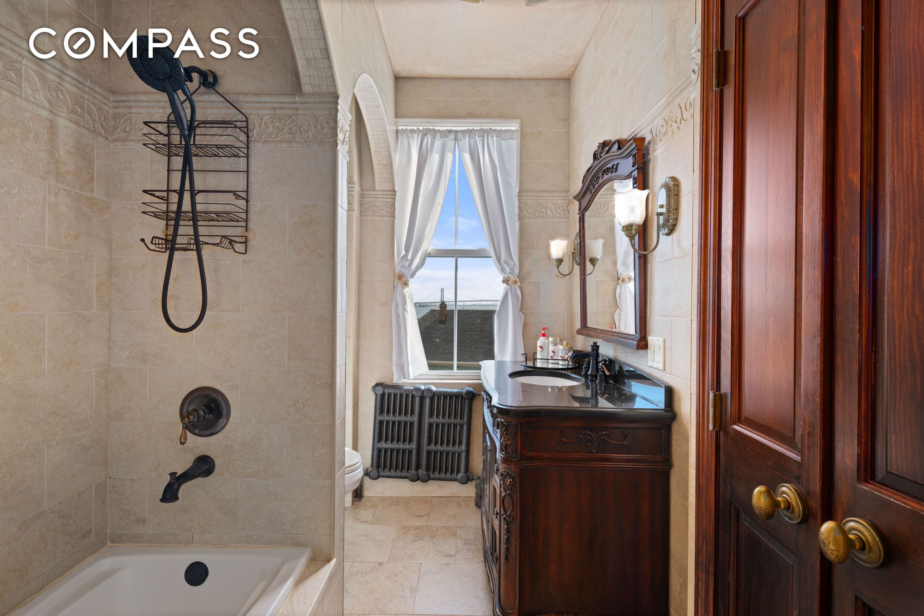 #23 photo, 351 St Pauls Avenue, 스태튼 섬 New York City , NY 10304