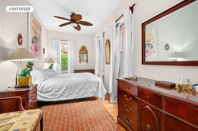 #5 photo, 704 HUMBOLDT Street, Бруклин ‖ Greenpoint , NY 11222