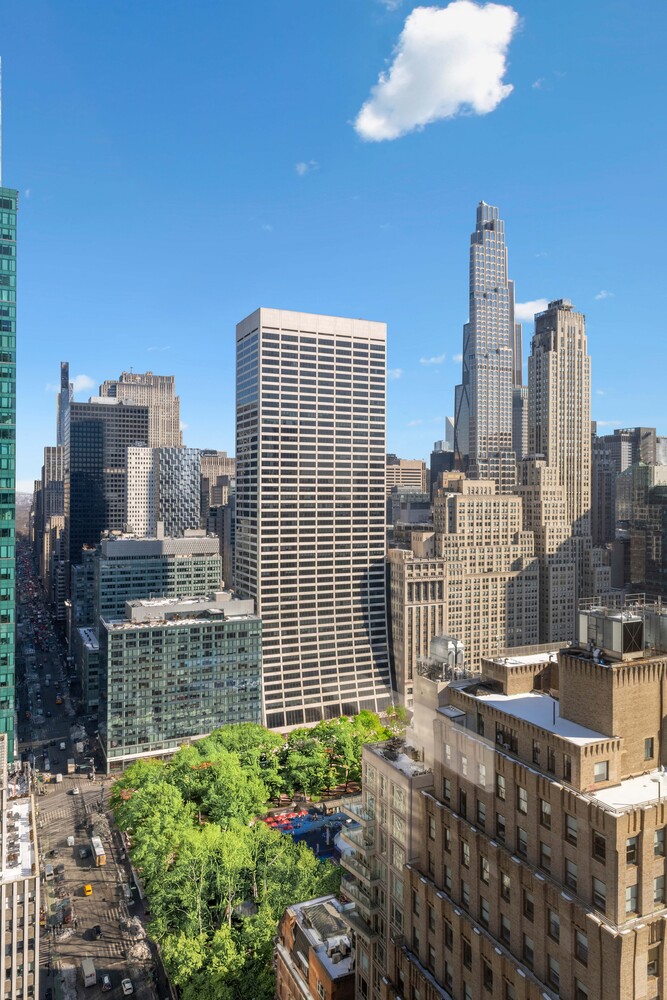 #3 photo, 100 W 39TH Street, Midtown , NY 10018