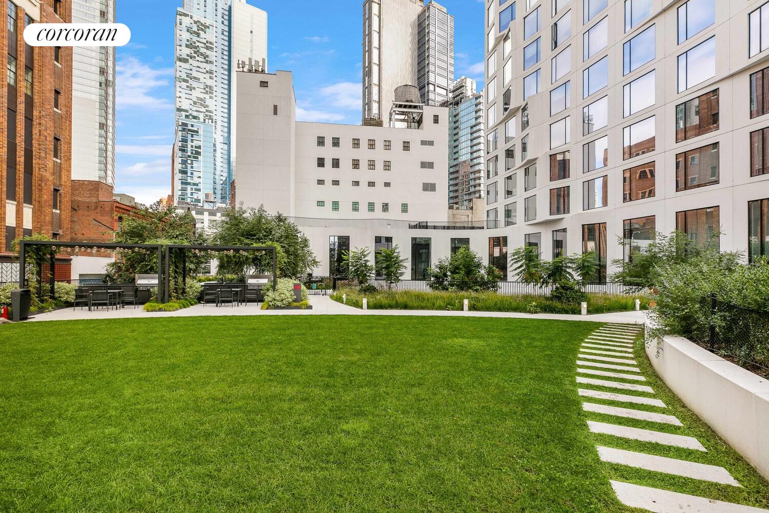 #13 photo, 11 HOYT Street, Downtown Brooklyn , NY 11201