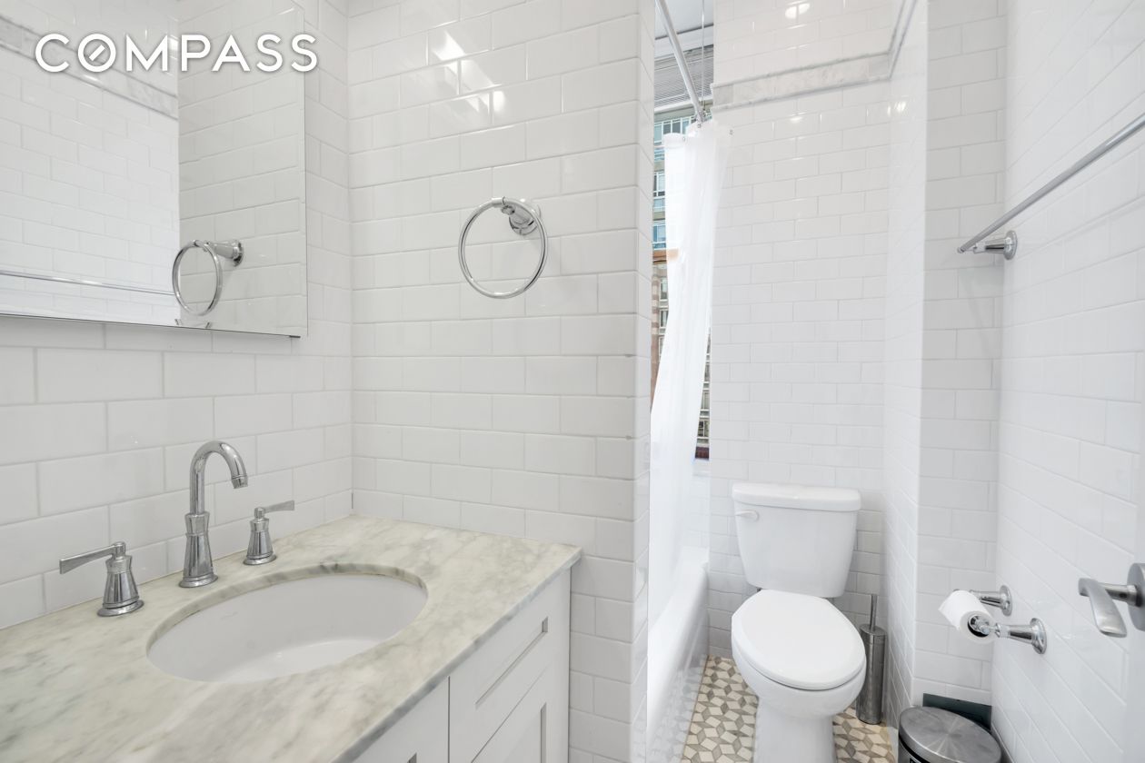 #8 photo, New York City, Upper West Side , NY 10024