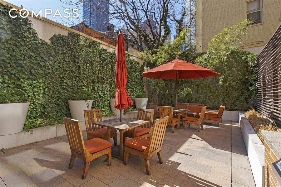 #17 photo, 250 E 53rd Street, Midtown East , NY 10022