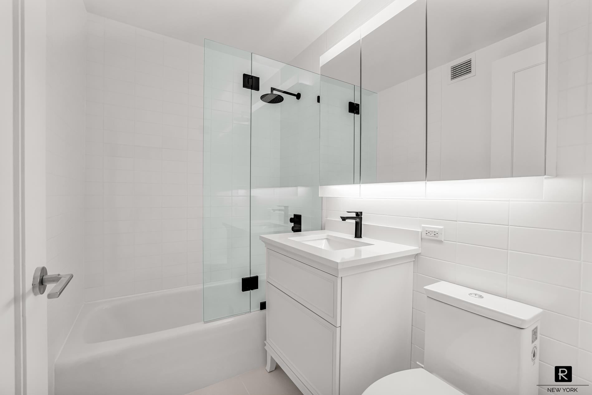 #11 photo, 70 Little West Street, 맨해튼 Battery Park City , NY 10004