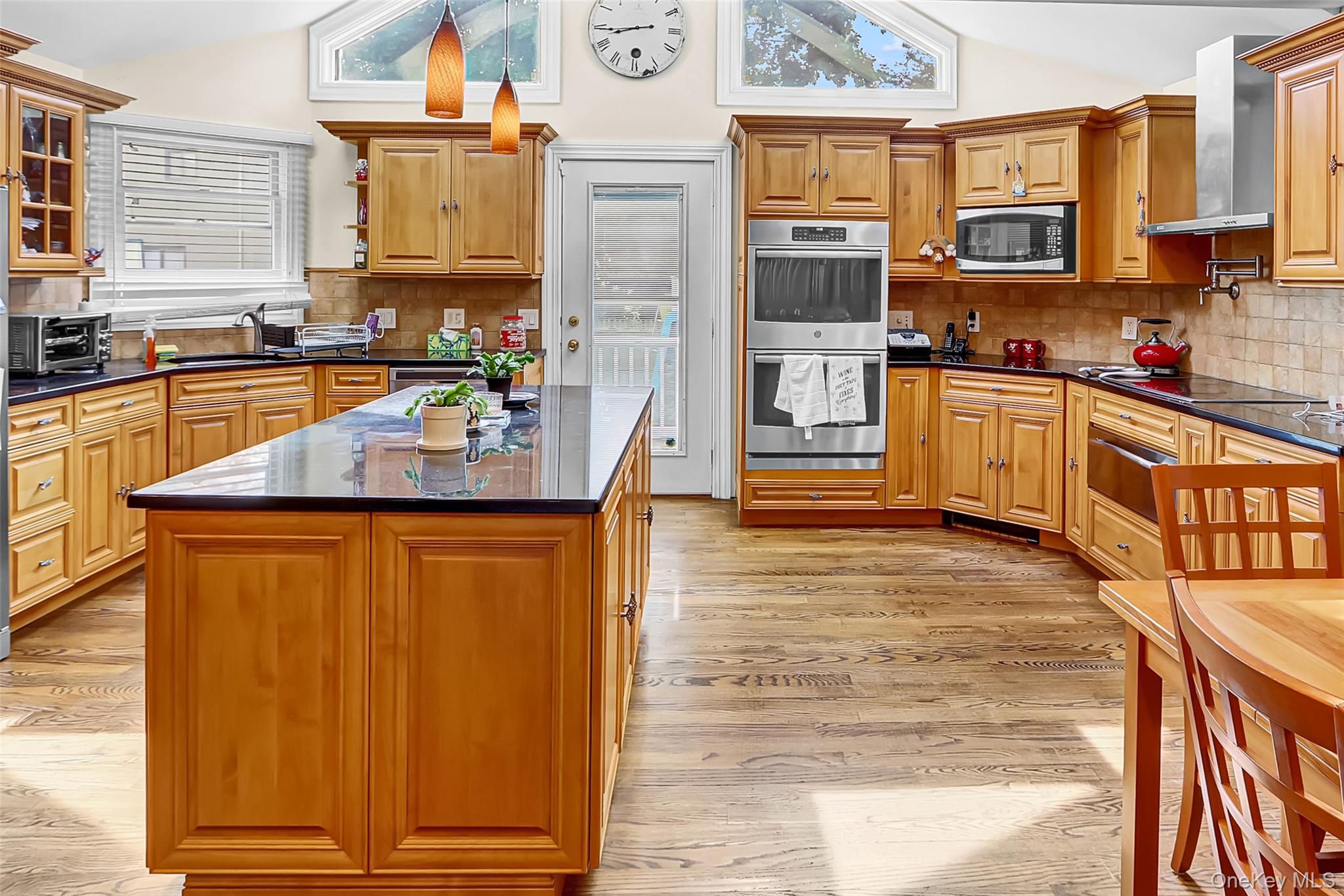 #2 photo, 2070 Beverly Way, Merrick , NY 11566