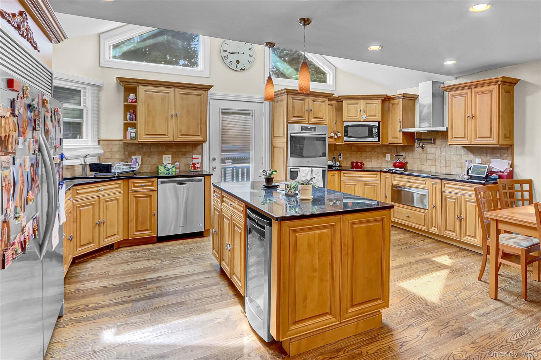 #3 photo, 2070 Beverly Way, Merrick , NY 11566