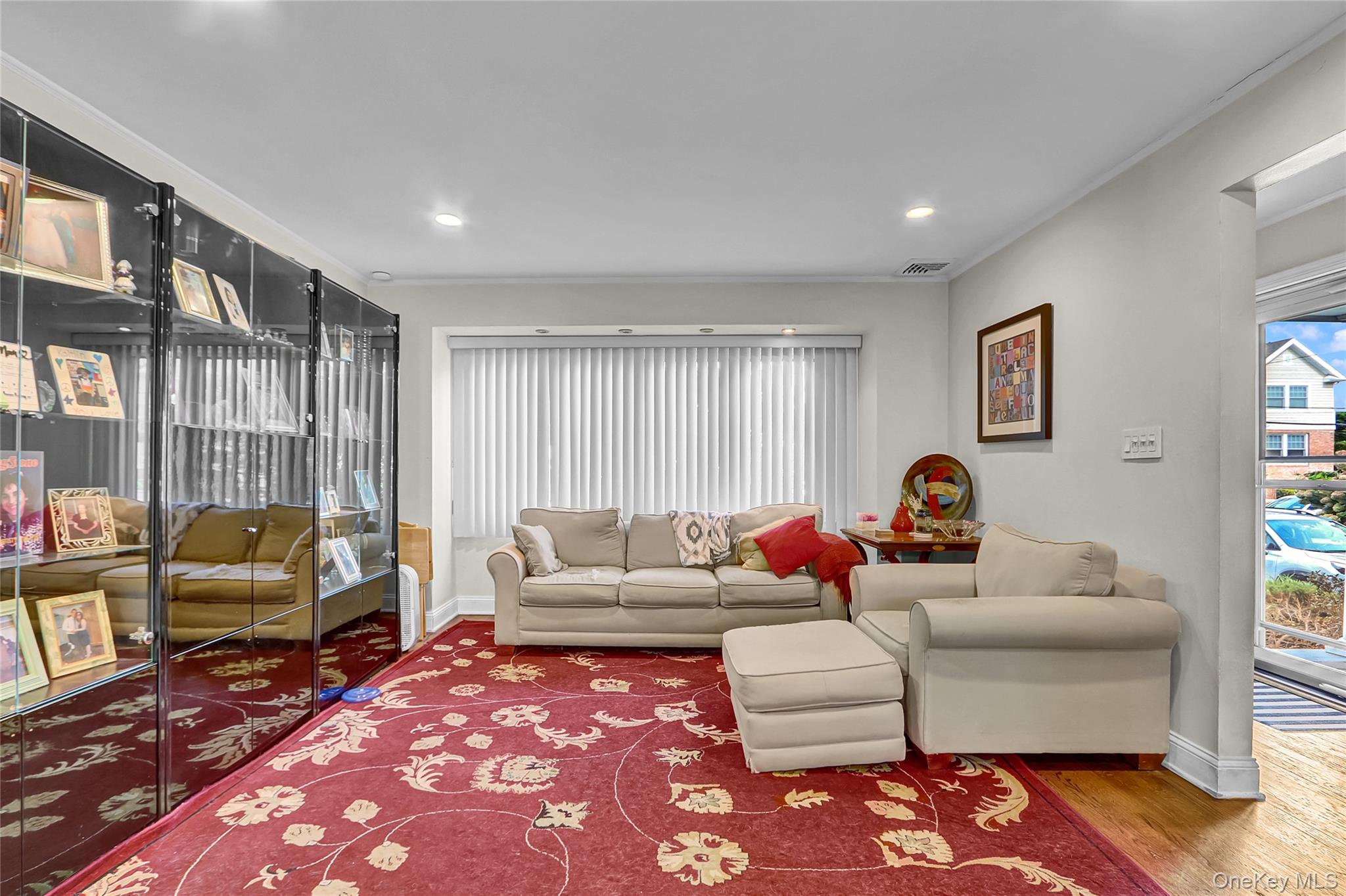 #4 photo, 2070 Beverly Way, Merrick , NY 11566