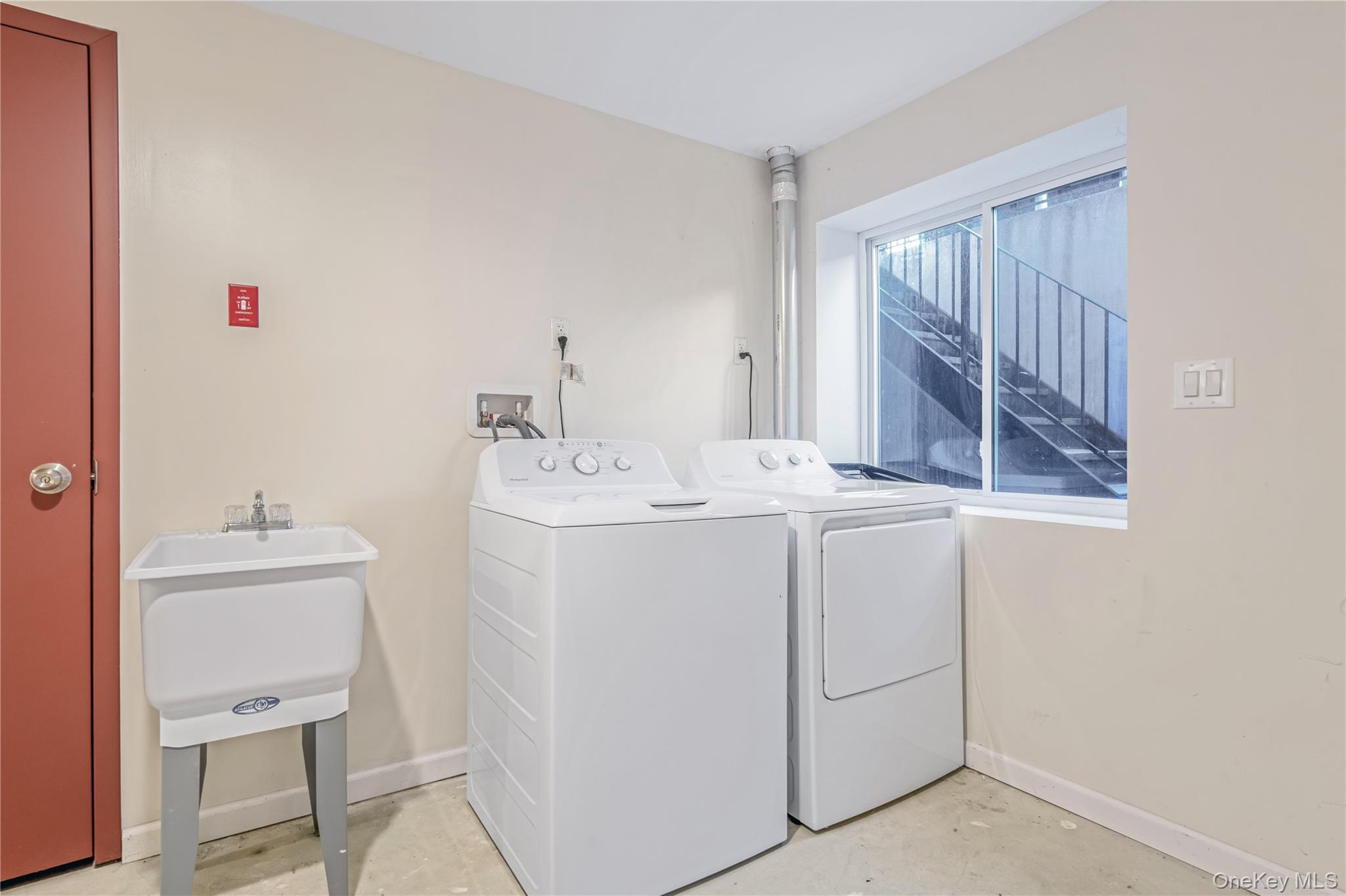 #19 photo, 220-09 64th Avenue, Bayside , NY 11364