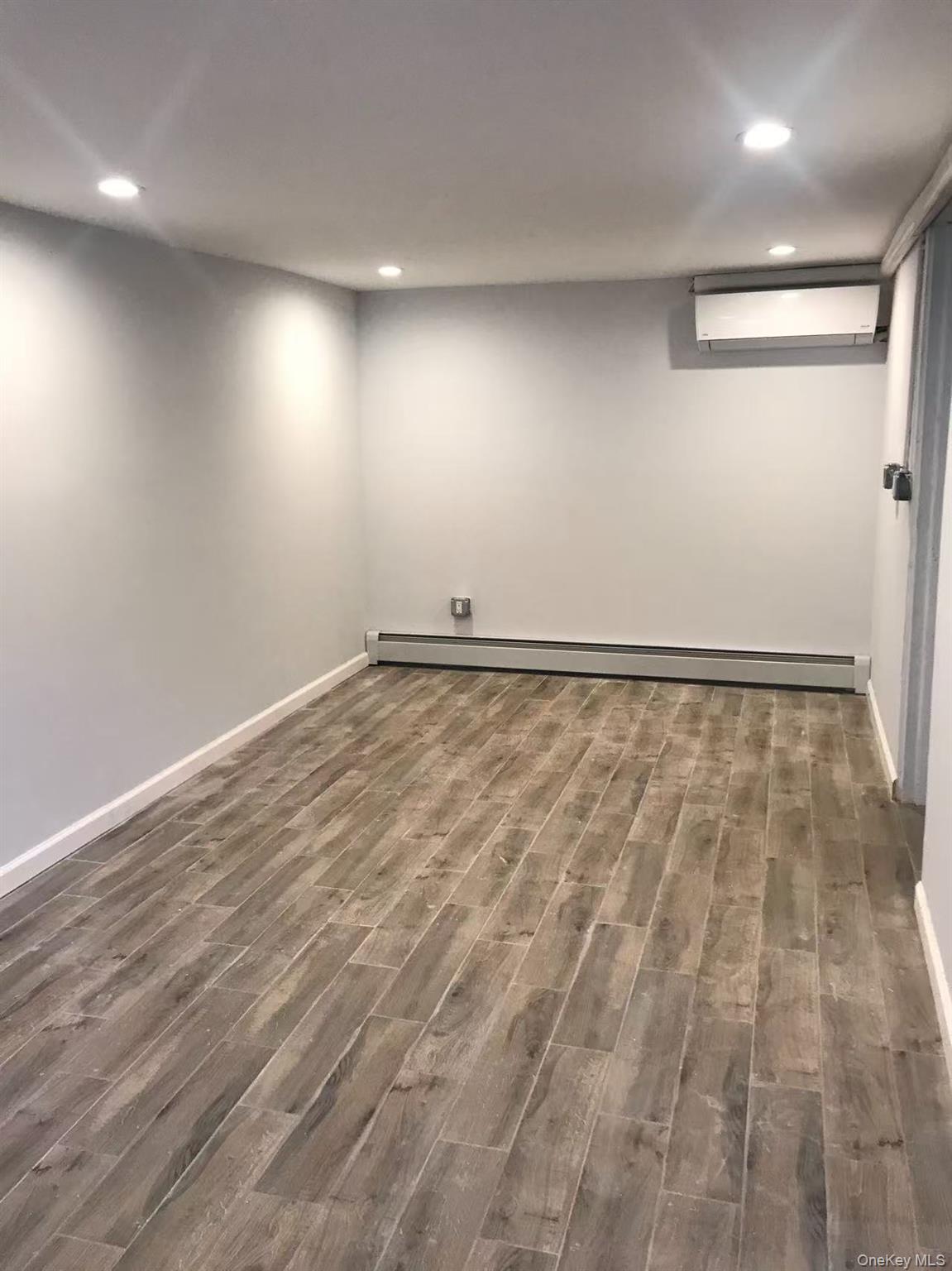 #6 photo, 14849 58th Road, কুইন্‌স Flushing , NY 11355