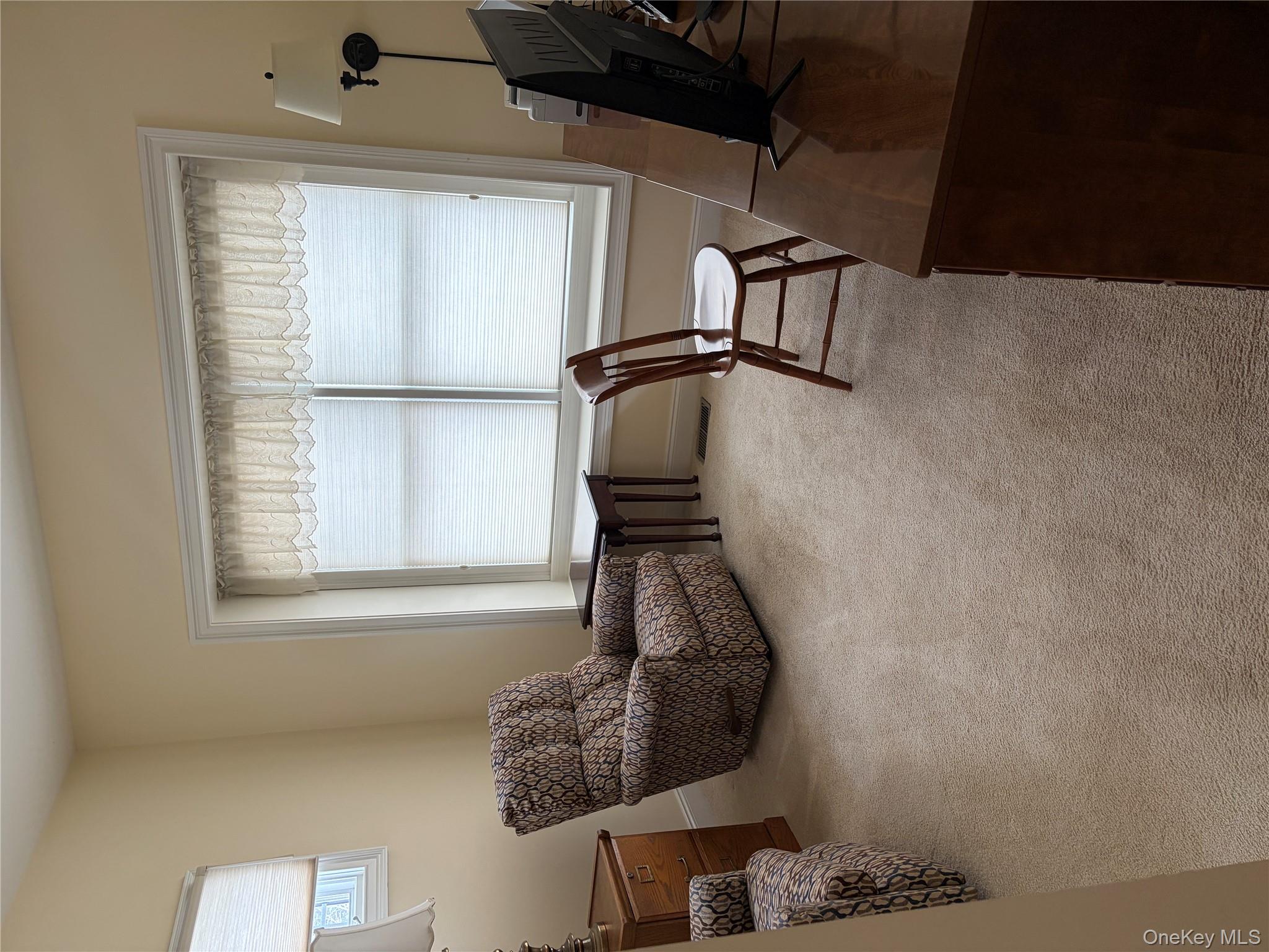 #11 photo, 30 Oak Run, सफ़ोक काउंटी Stony Brook , NY 11790