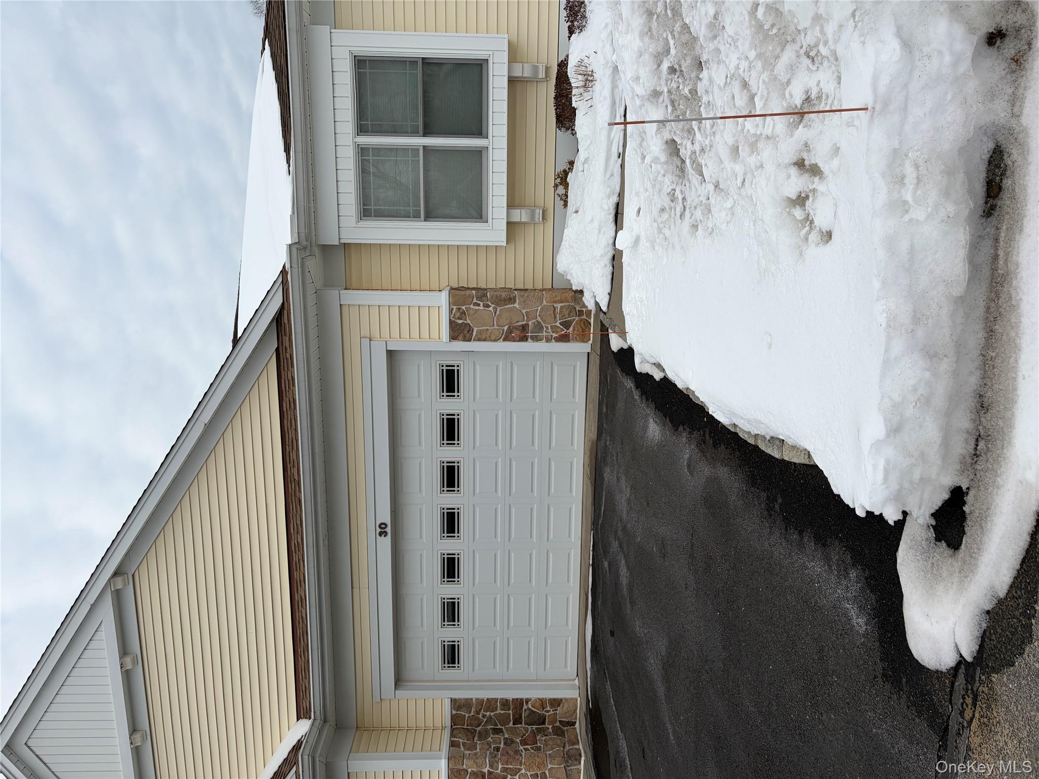 #3 photo, 30 Oak Run, सफ़ोक काउंटी Stony Brook , NY 11790