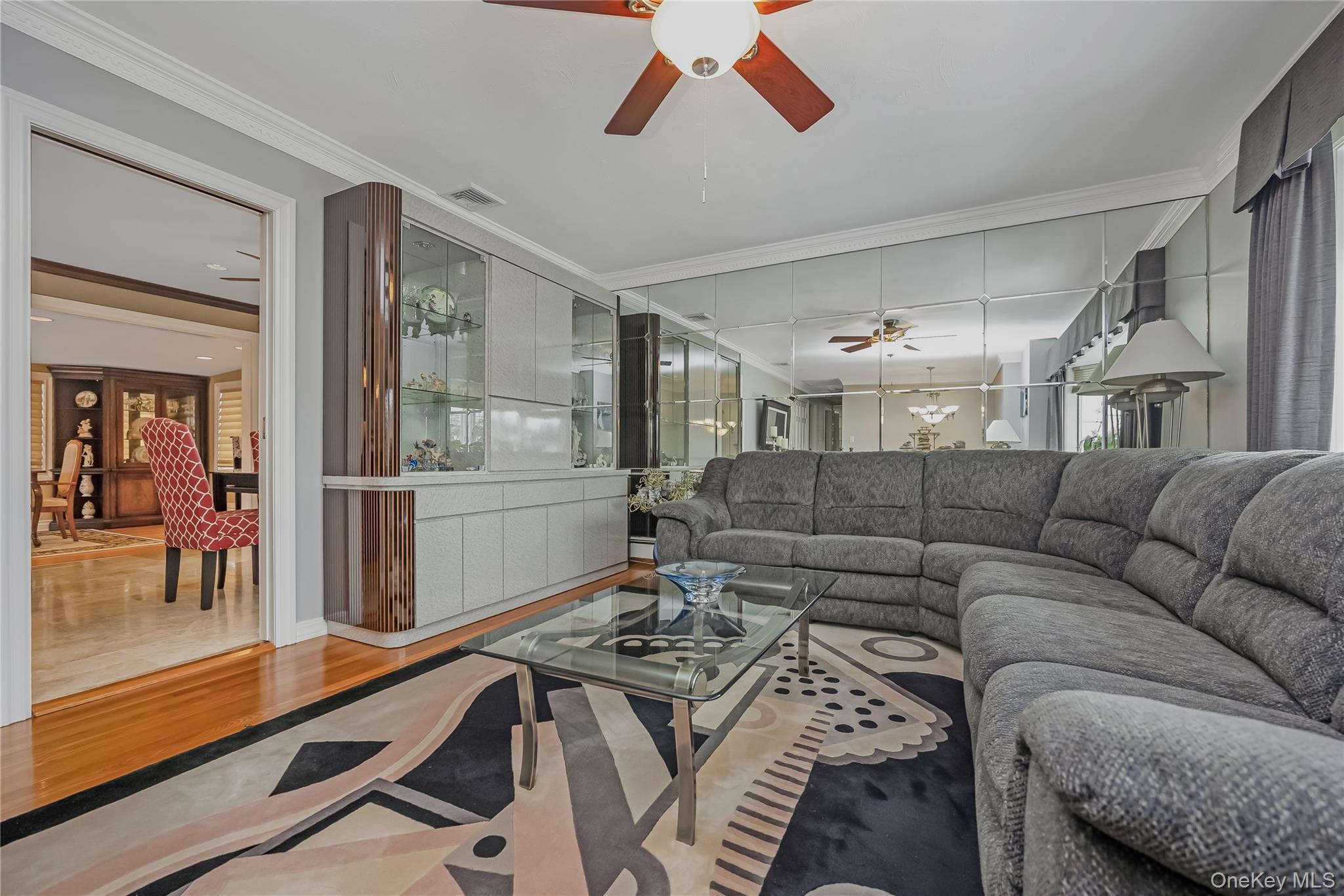 #9 photo, 30 Crestwood Boulevard, Нассау ‖ Farmingdale , NY 11735