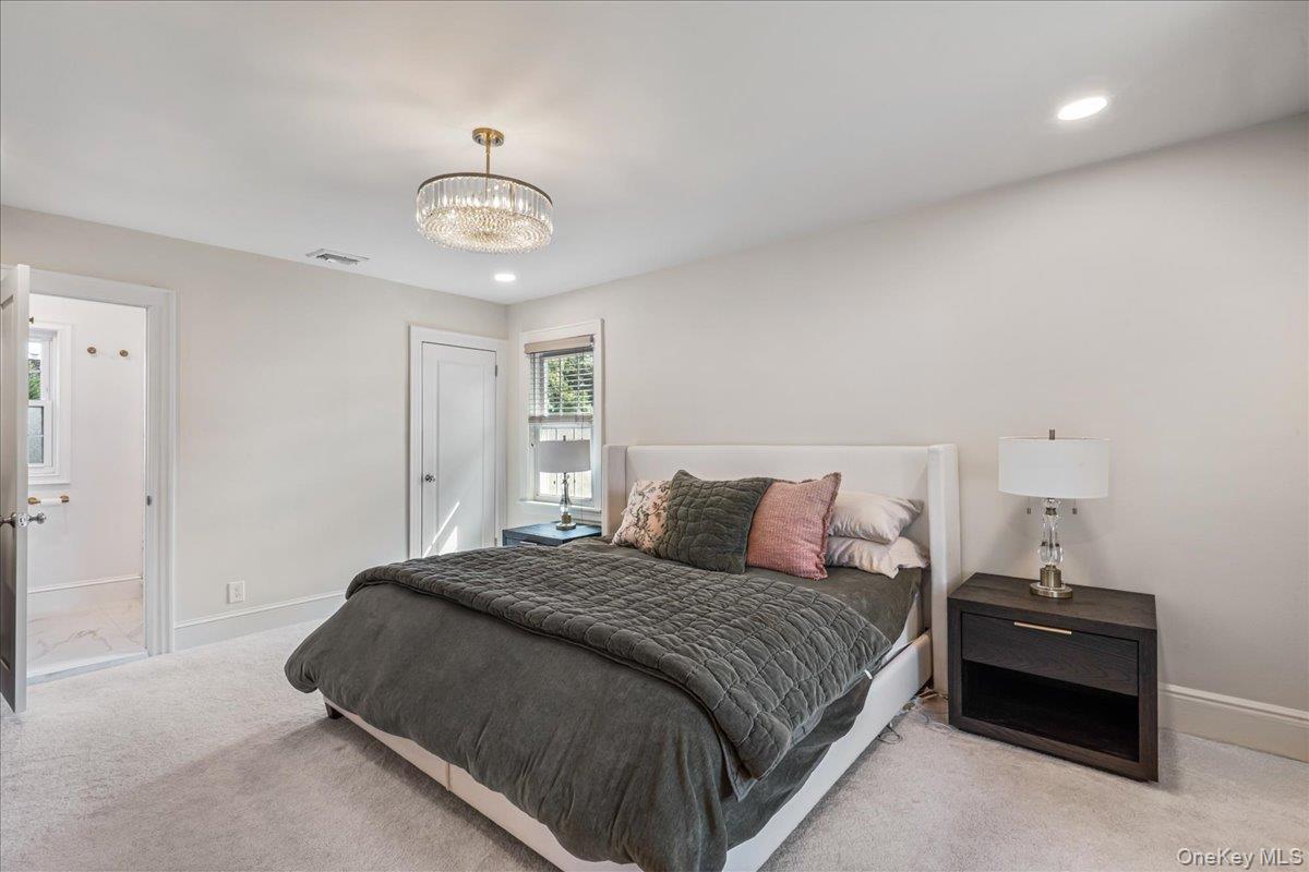 #18 photo, 33 Shepherd Street, Rockville Centre , NY 11570