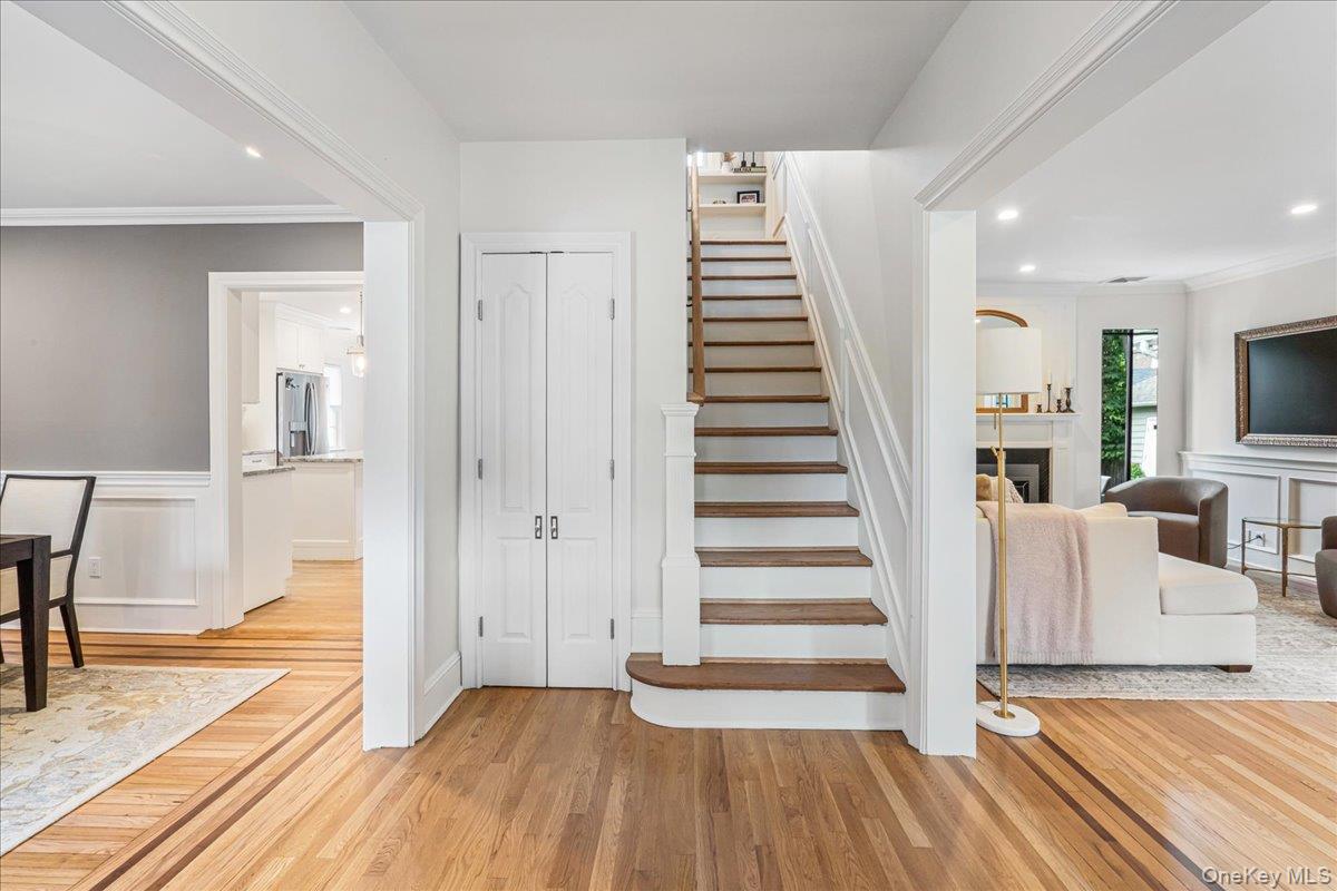 #3 photo, 33 Shepherd Street, Rockville Centre , NY 11570