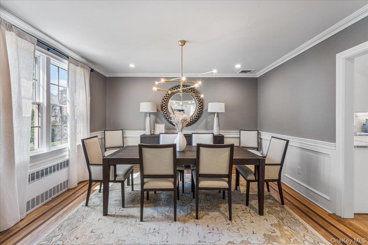 #8 photo, 33 Shepherd Street, Rockville Centre , NY 11570