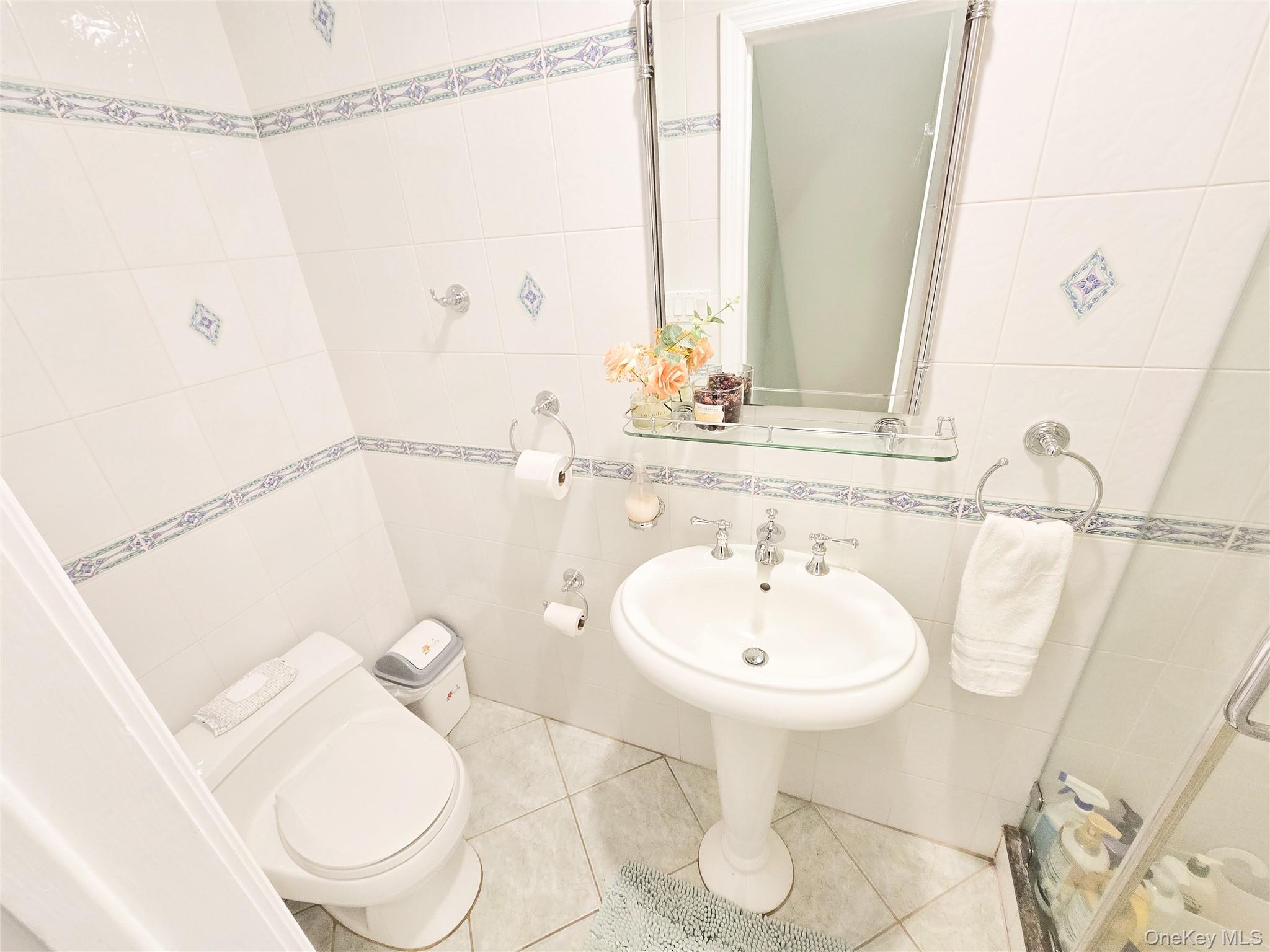 #14 photo, 24 Edna Drive, नासाउ काउंटी Syosset , NY 11791