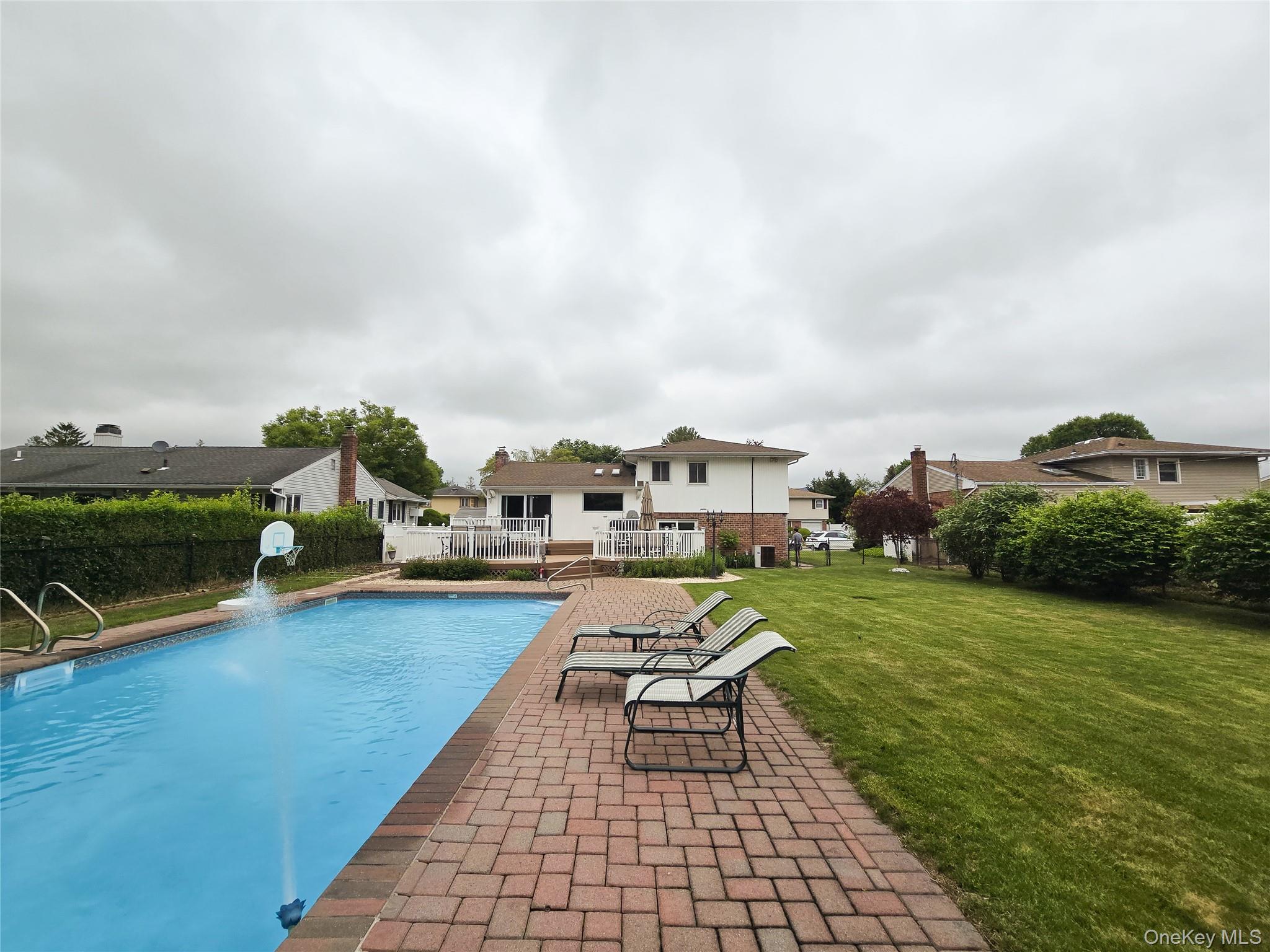 #5 photo, 24 Edna Drive, नासाउ काउंटी Syosset , NY 11791