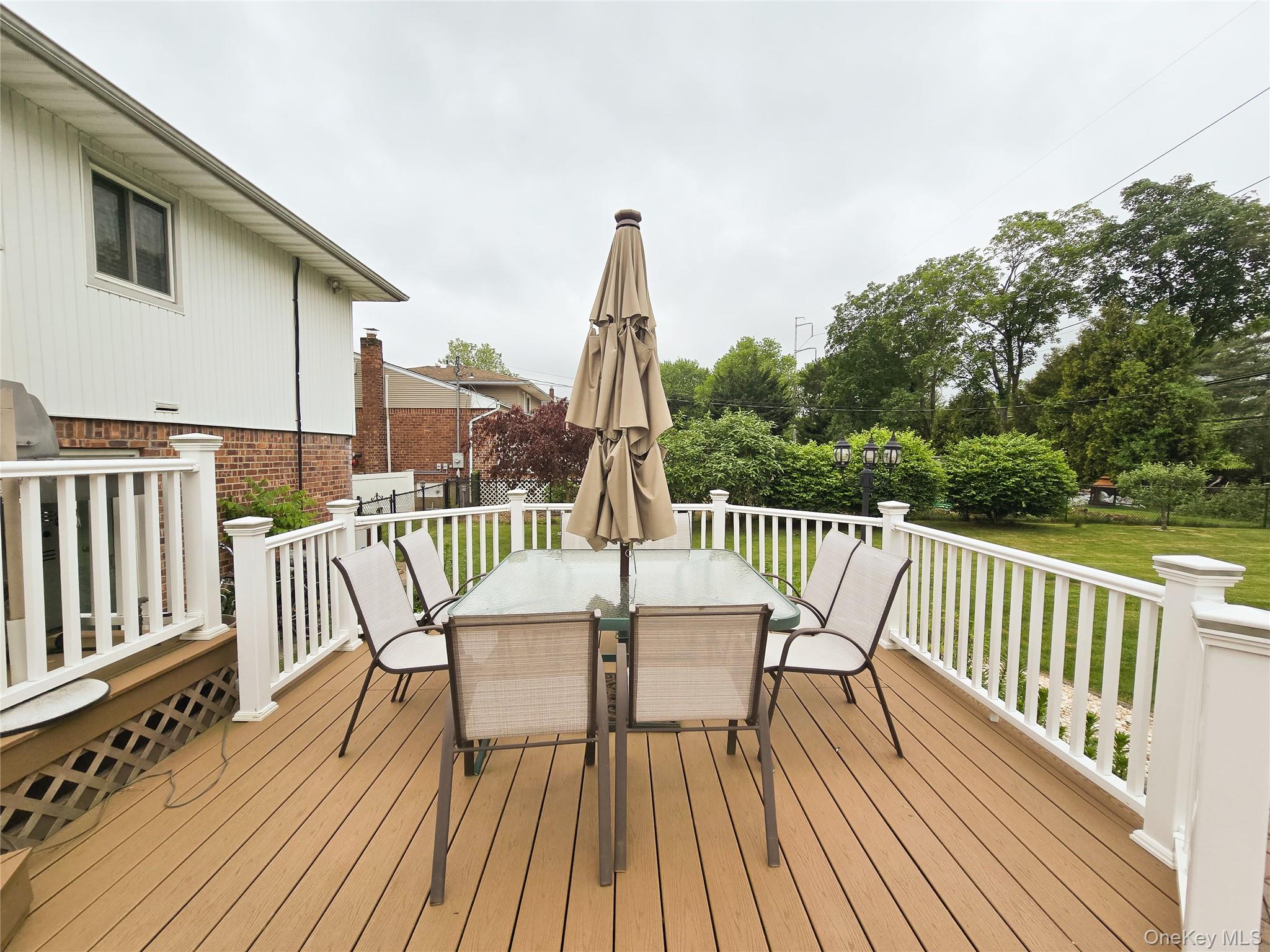 #9 photo, 24 Edna Drive, नासाउ काउंटी Syosset , NY 11791