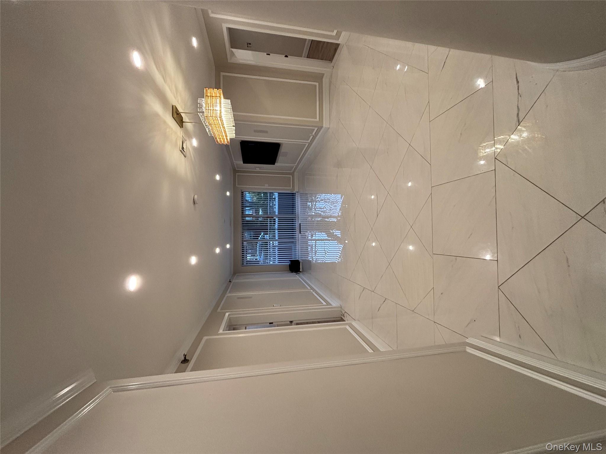 #3 photo, 100 Cuttermill Road, Great Neck , NY 11021