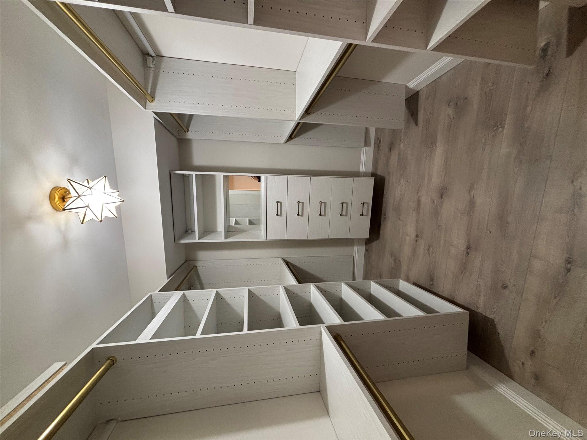 #8 photo, 100 Cuttermill Road, Great Neck , NY 11021