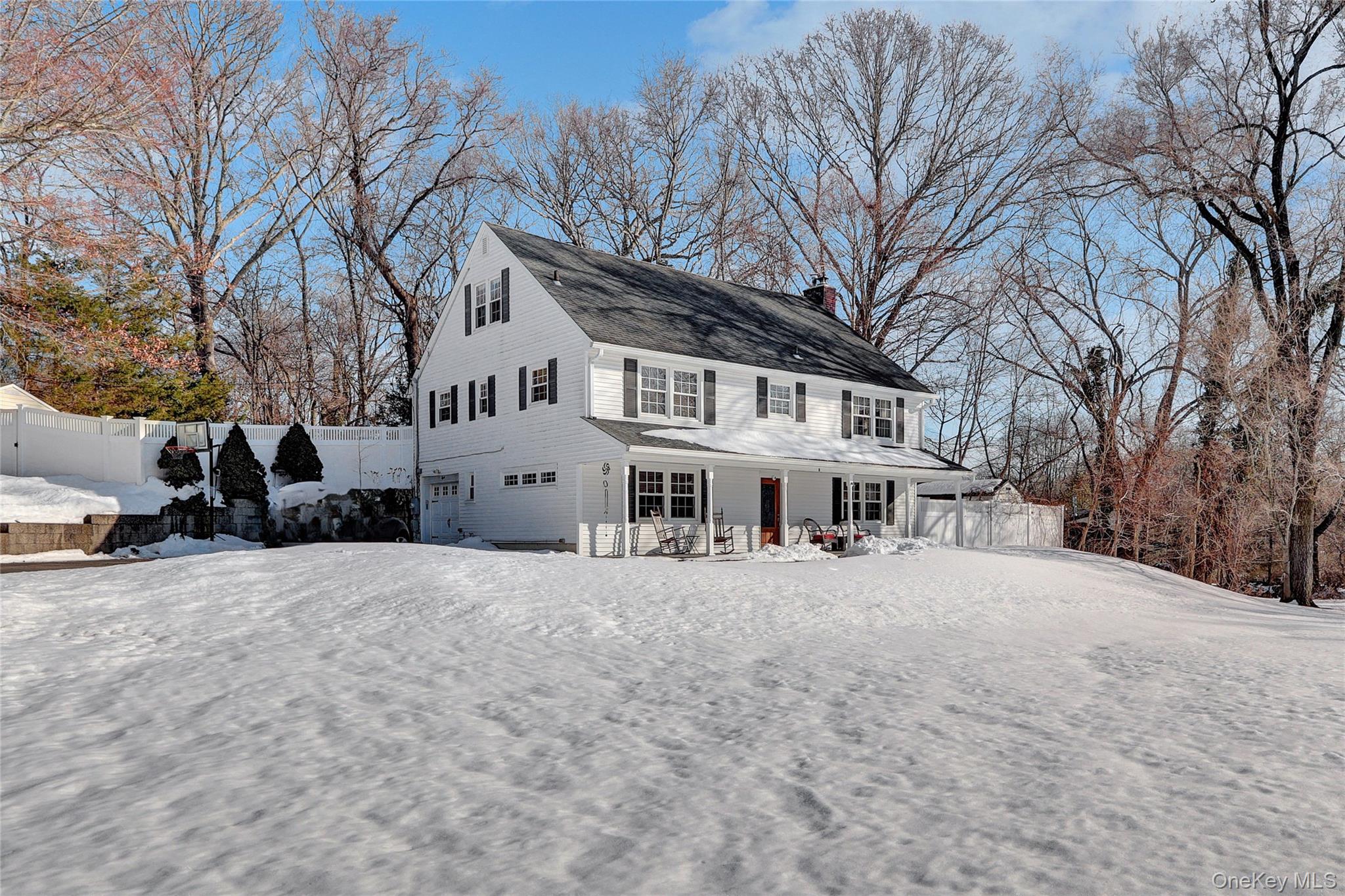 #2 photo, 8 Noel Place, सफ़ोक काउंटी Smithtown , NY 11787