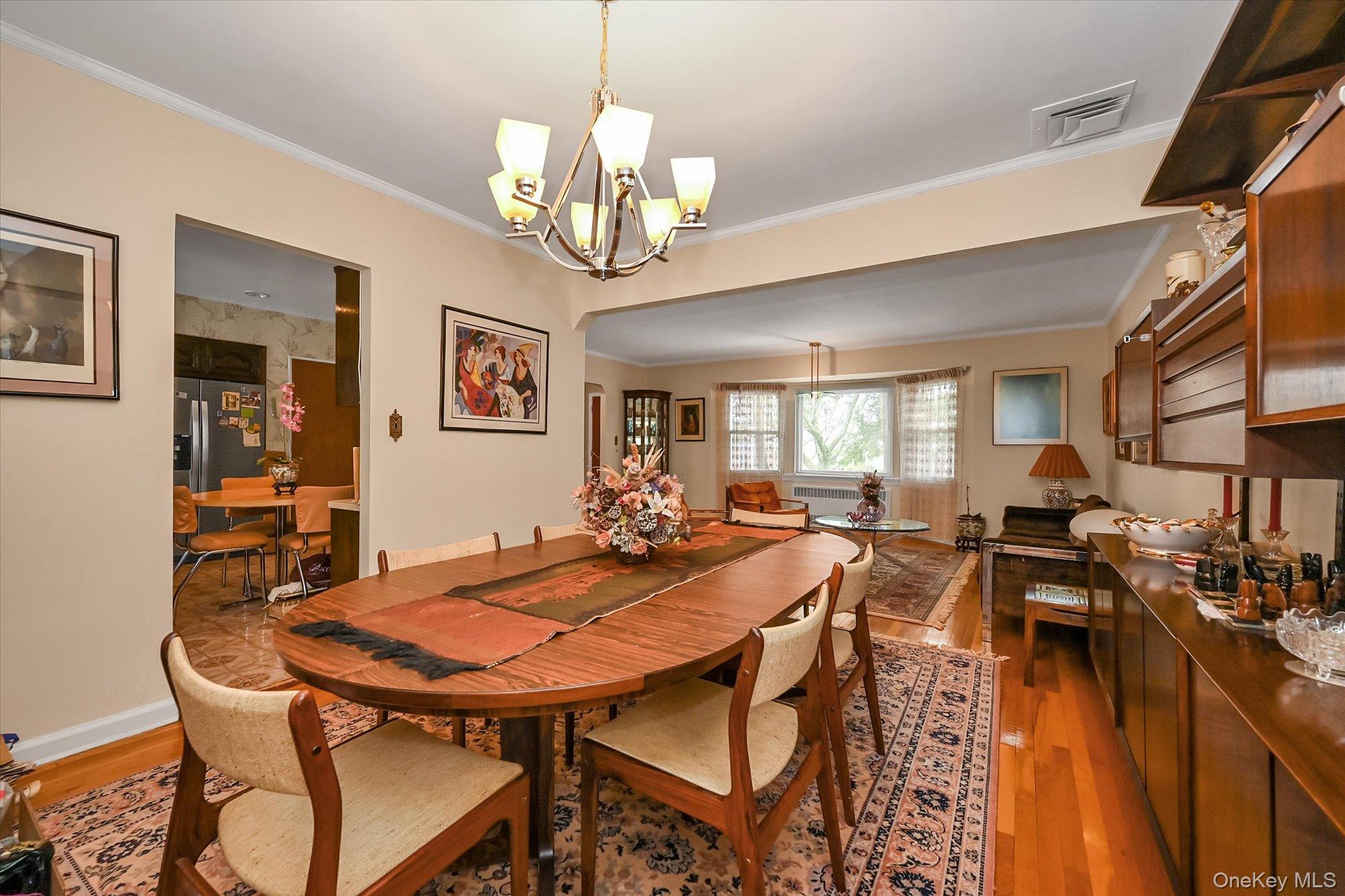 #10 photo, 56-47 185th Street, 皇后区 Fresh Meadows , NY 11365