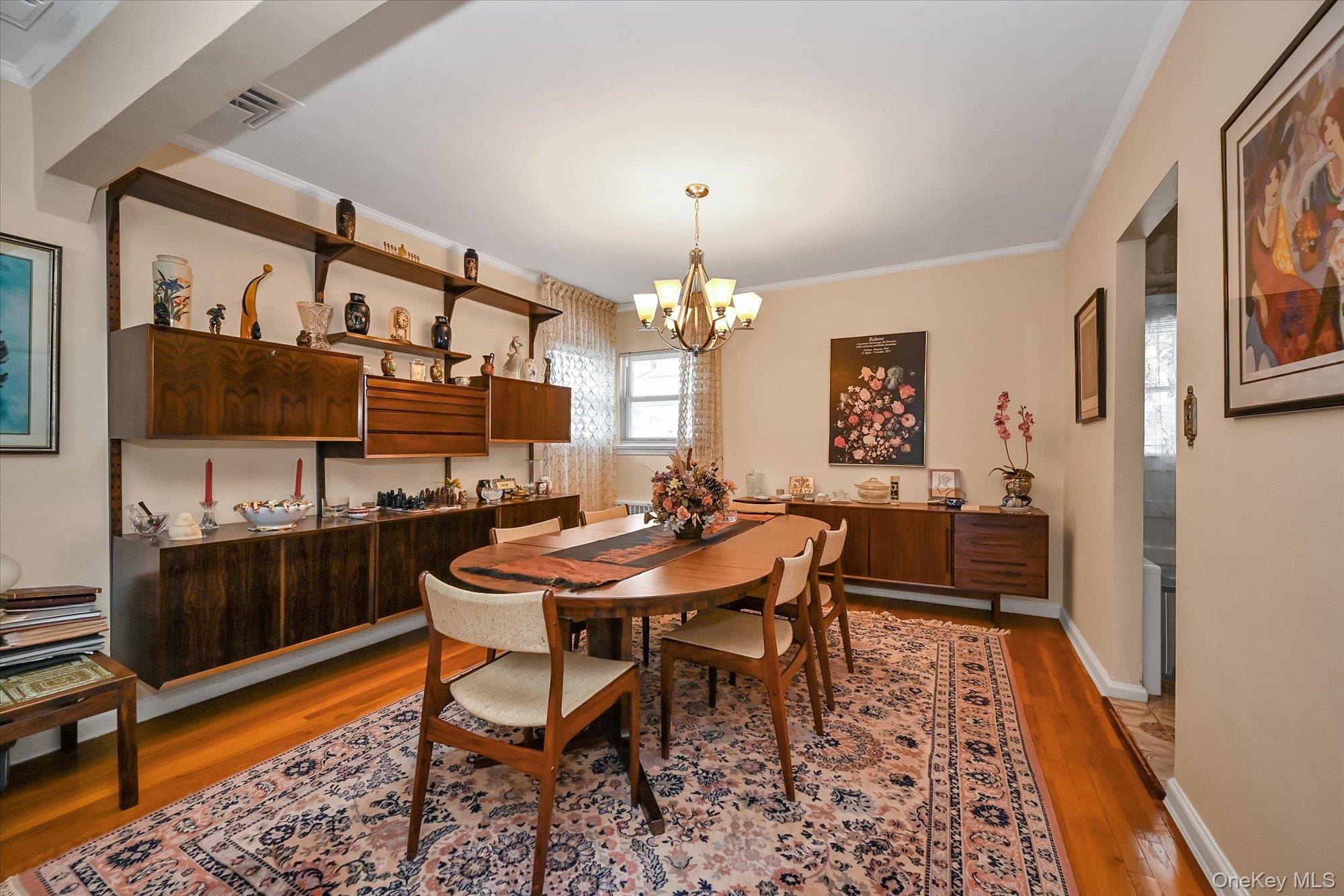 #11 photo, 56-47 185th Street, 皇后区 Fresh Meadows , NY 11365