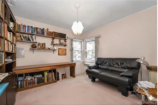 #15 photo, 56-47 185th Street, 皇后区 Fresh Meadows , NY 11365