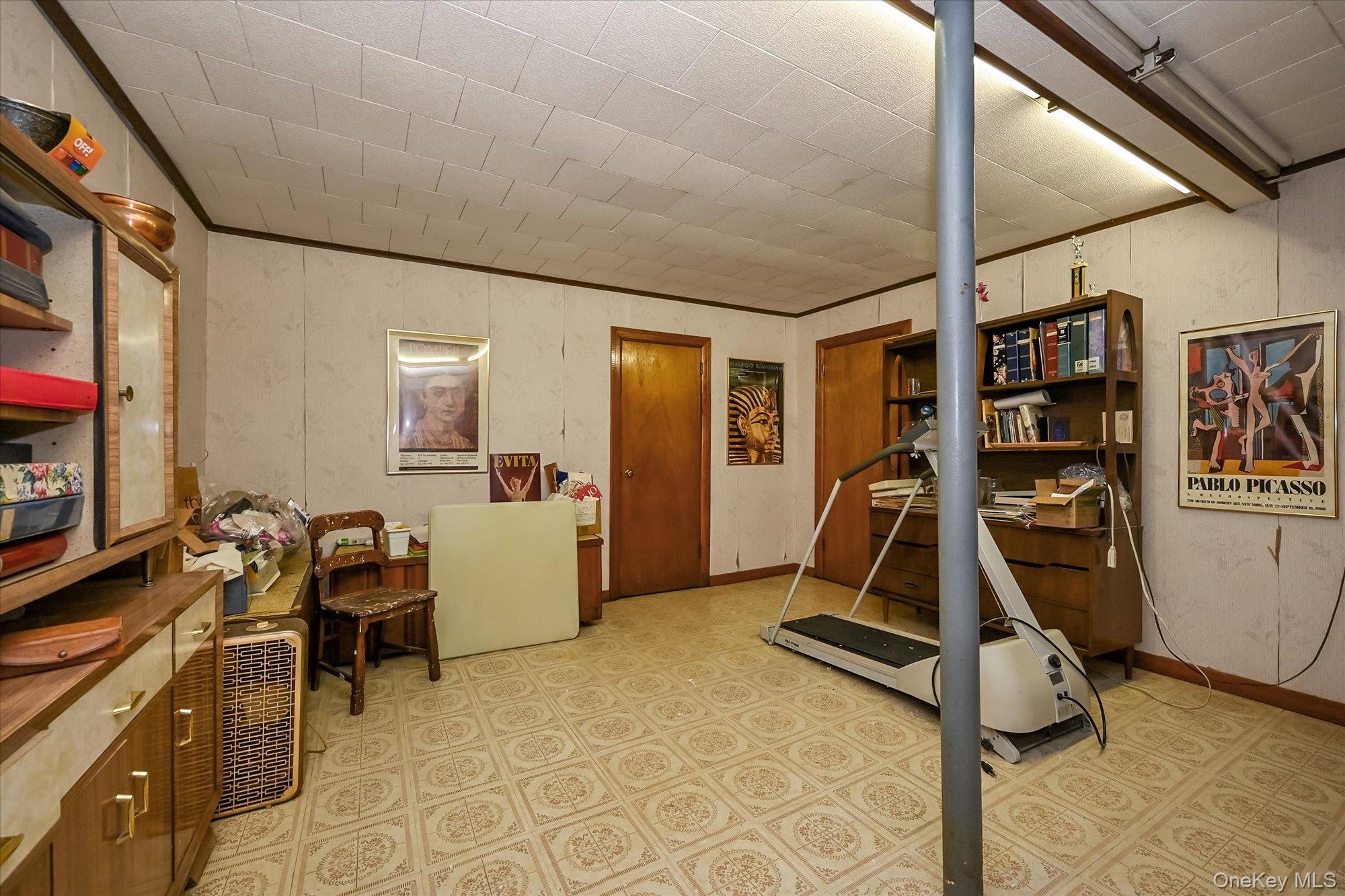 #19 photo, 56-47 185th Street, 皇后区 Fresh Meadows , NY 11365