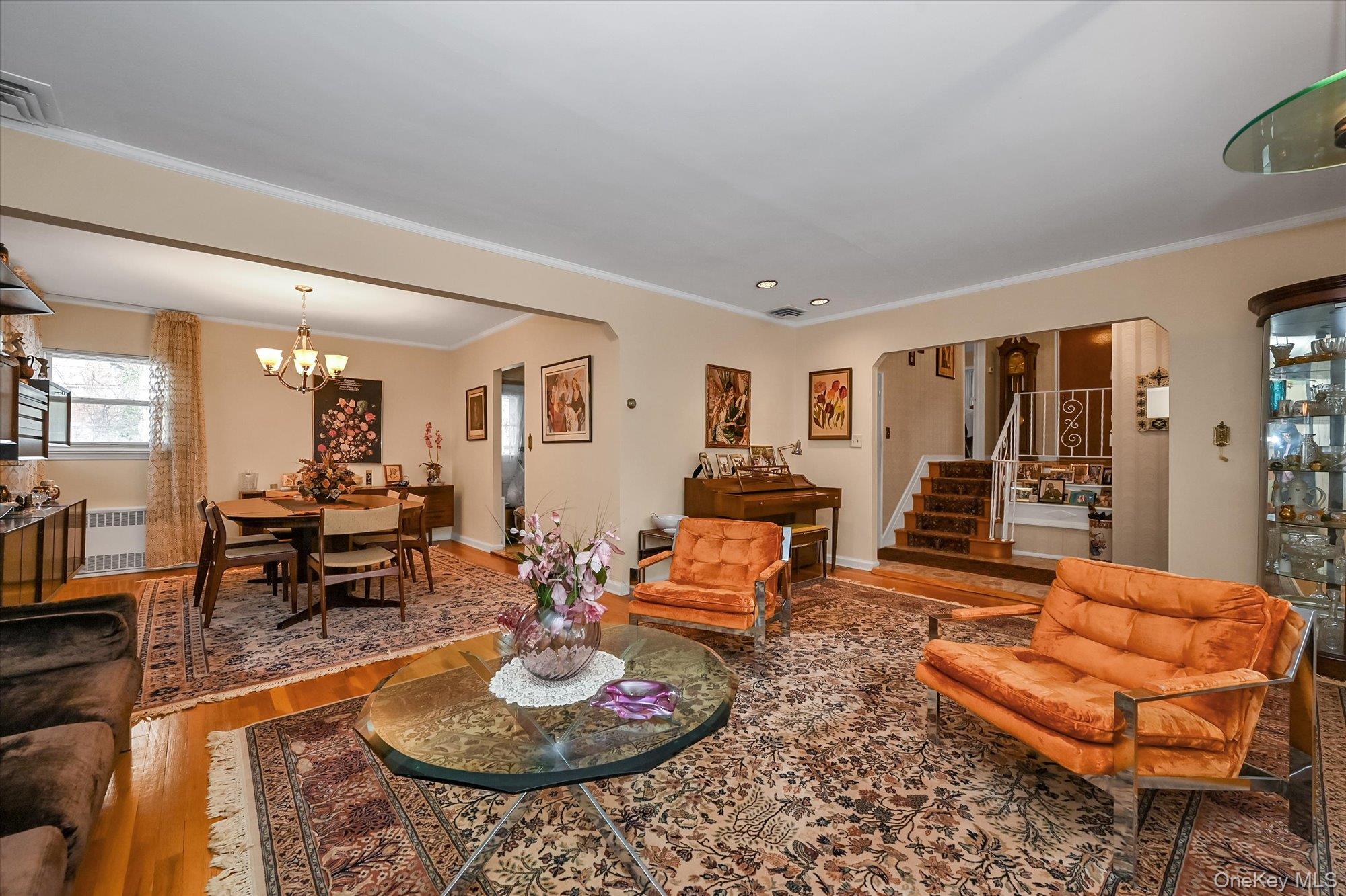 #4 photo, 56-47 185th Street, 皇后区 Fresh Meadows , NY 11365