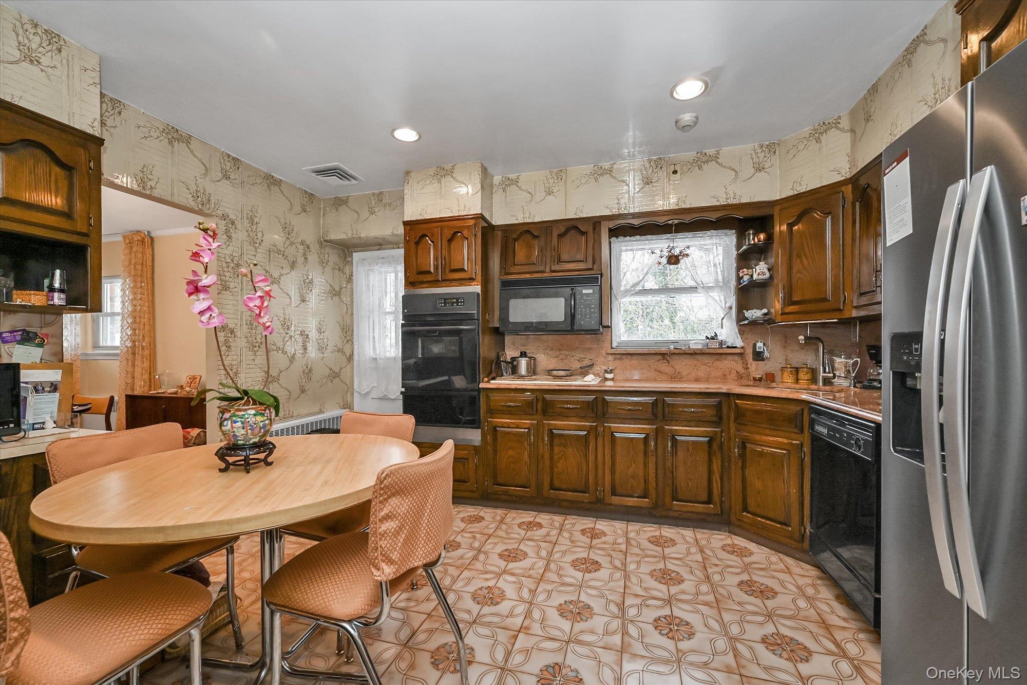 #6 photo, 56-47 185th Street, 皇后区 Fresh Meadows , NY 11365