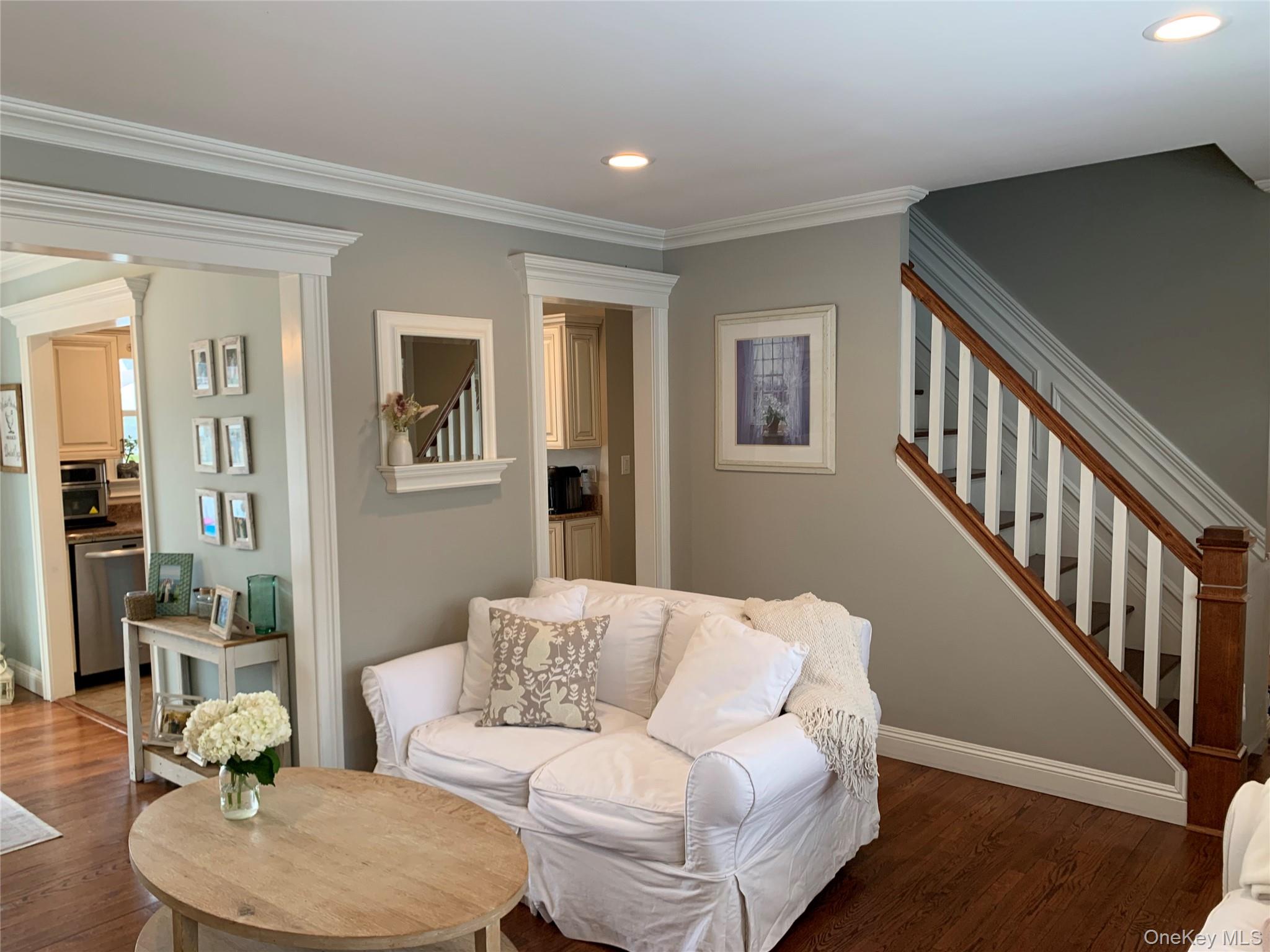 #5 photo, 6 Robinson Street, Shoreham , NY 11786