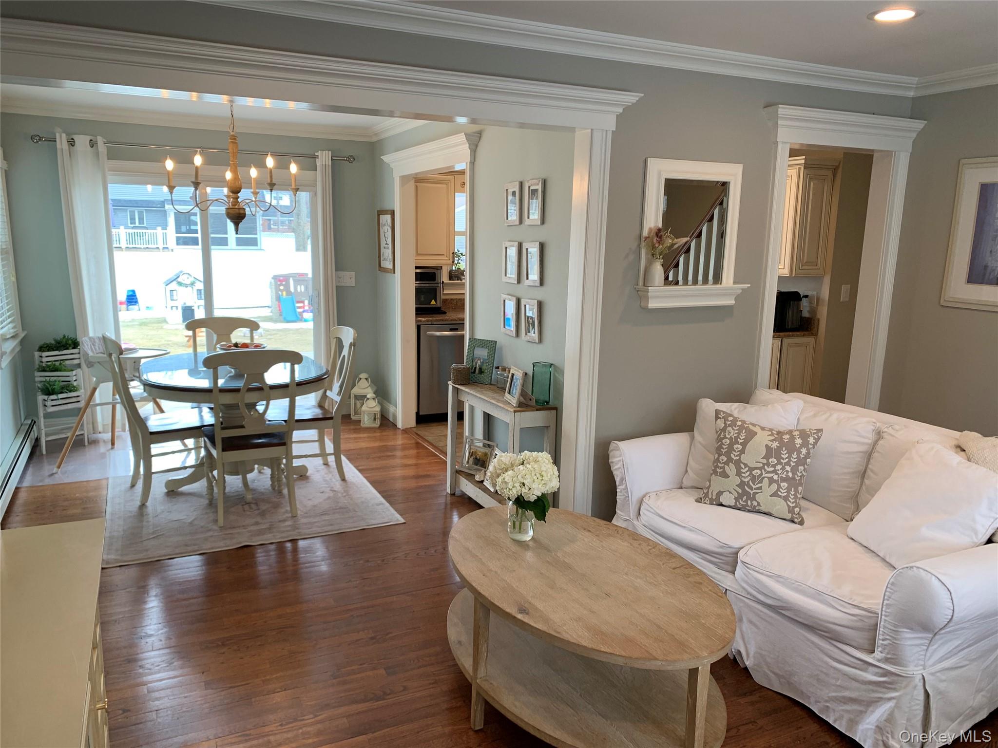 #7 photo, 6 Robinson Street, Shoreham , NY 11786