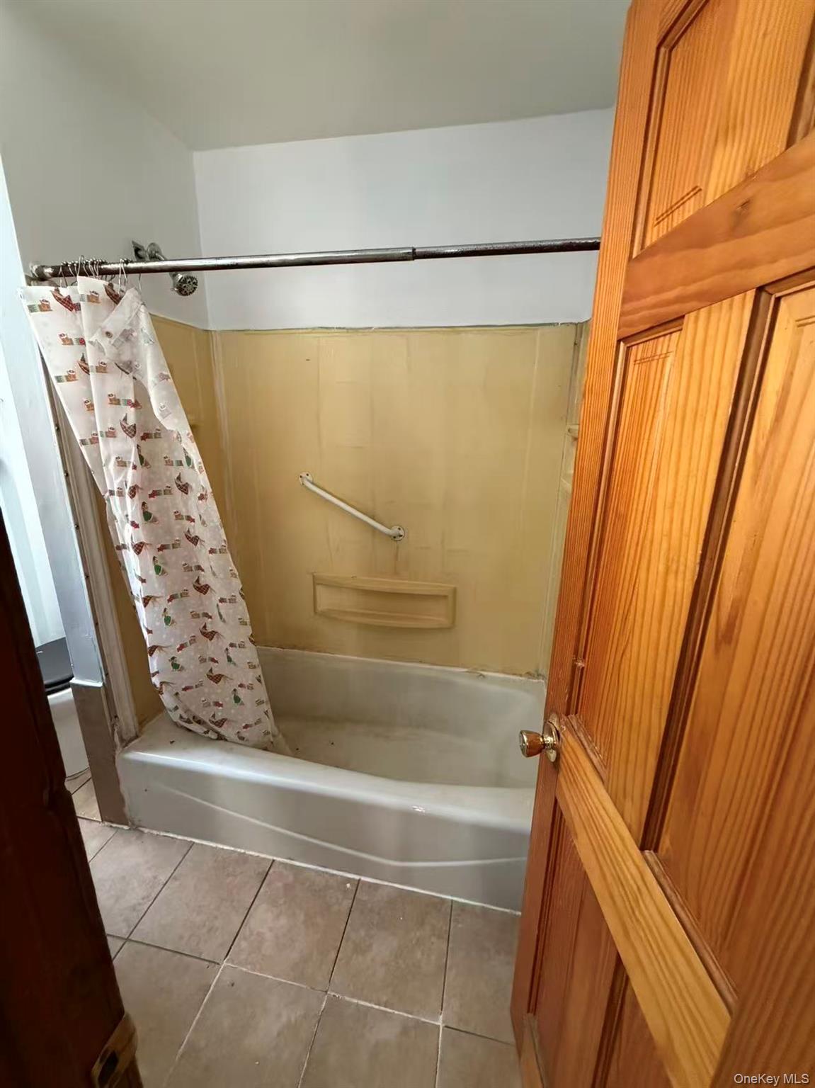 #6 photo, 1580 Castleton Avenue, Staten Island , NY 10302